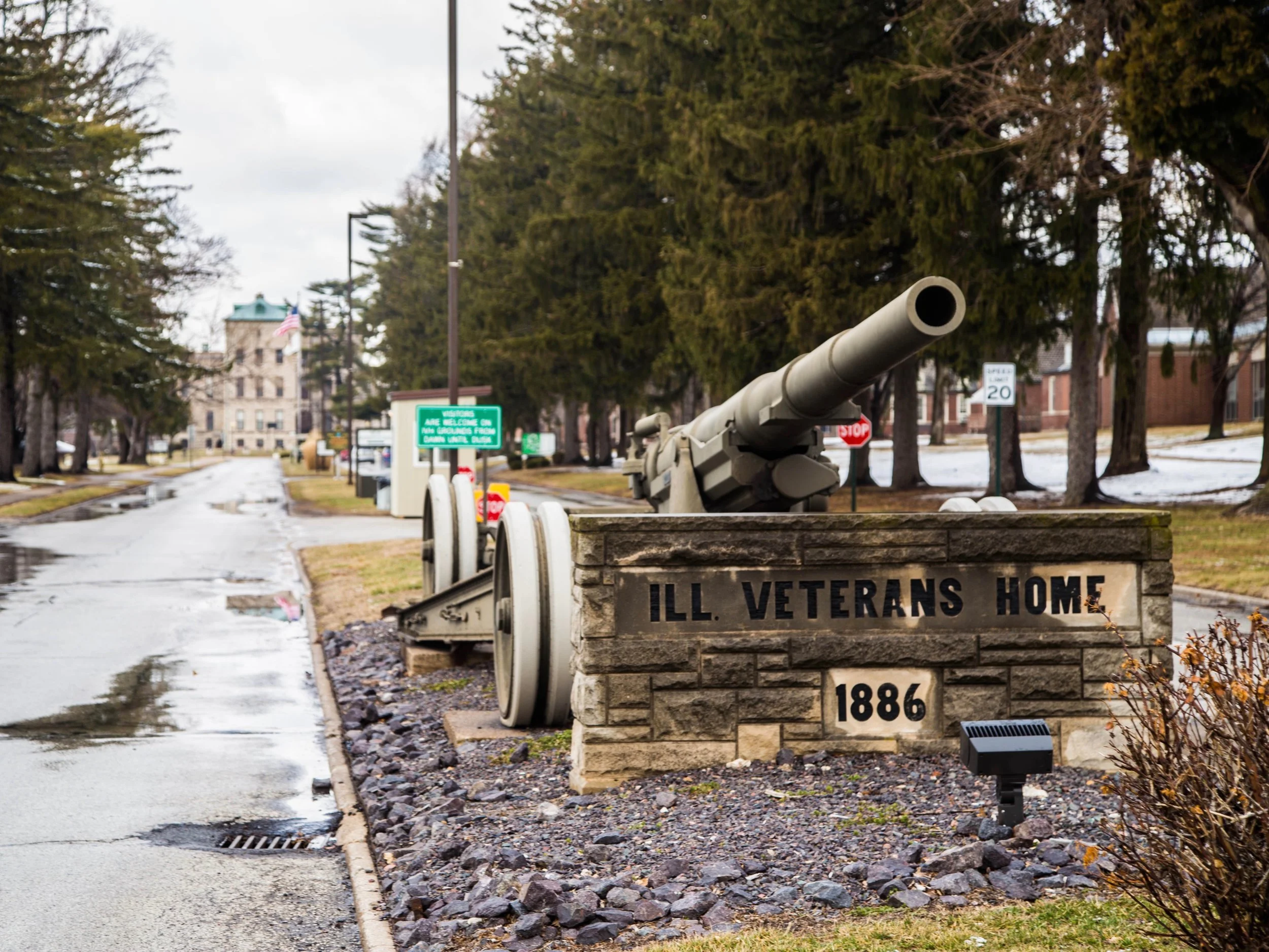 The Illinois Veterans Home in Quincy has suffered repeated outbreaks of Legionnaires’ disease under Gov. Rauner. (One Illinois/Zachary Sigelko)