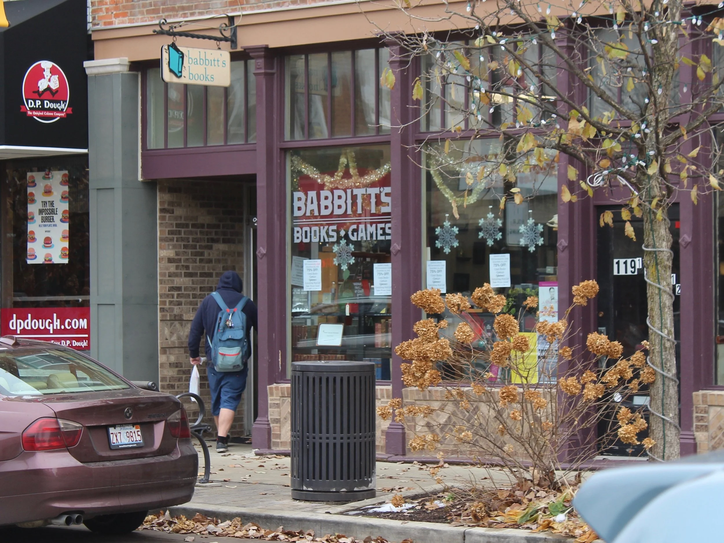 Babbitt’s Books, on the edge of the Illinois State University campus in Normal, closes Dec. 30. (One Illinois/Ted Cox)