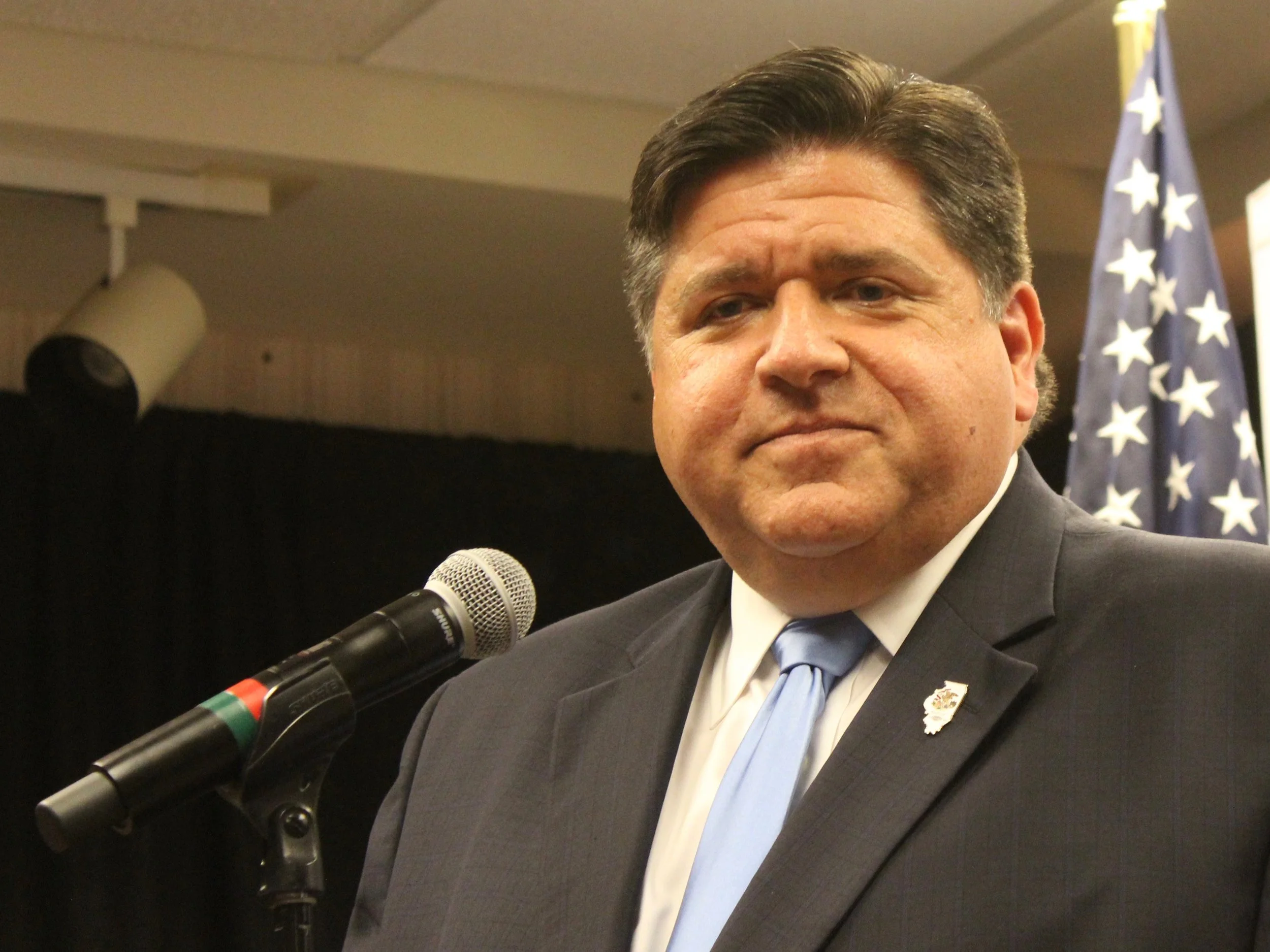 Gov. Pritzker greeted the swift passage of a bill to raise the state minimum wage in the Senate and urged the House to follow suit. (One Illinois/Ted Cox)