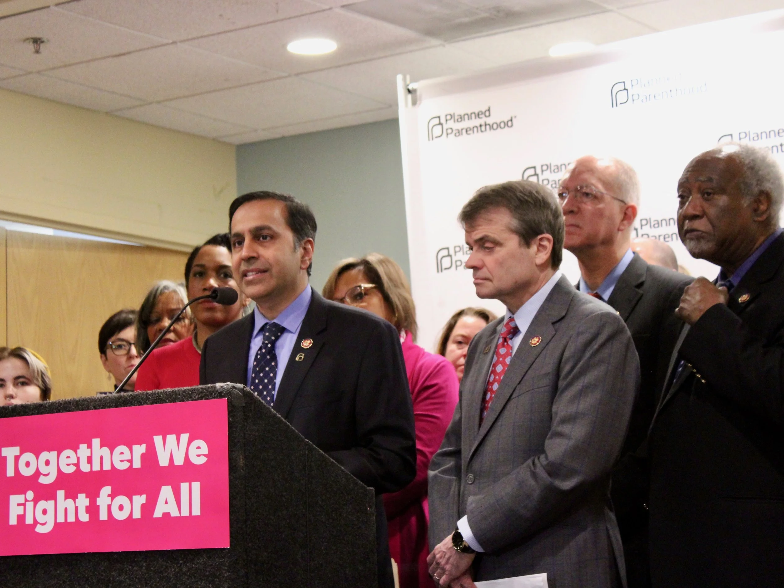 Congressman Raja Krishnamoorthi speaks out against what he calls President Trump’s “Title X gag rule,” backed by Illinois Lt. Gov. Juliana Stratton and U.S. Reps. Robin Kelly, Mike Quigley, Bill Foster, and Danny Davis. (One Illinois/Ted Cox)