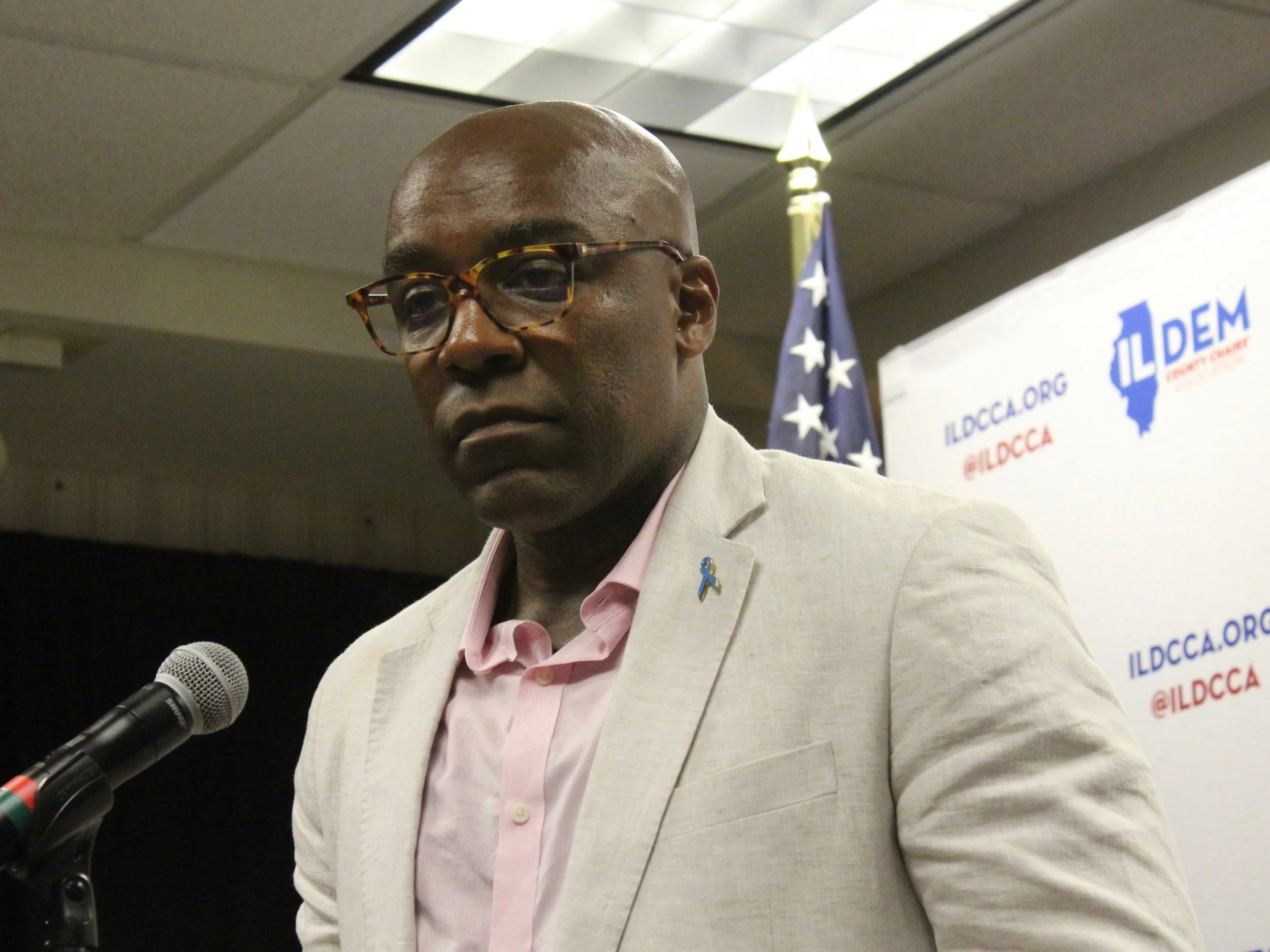 Attorney General Kwame Raoul has imposed a consent decree on a bus company charged with discriminatory practices in serving college students. (One Illinois/Ted Cox)