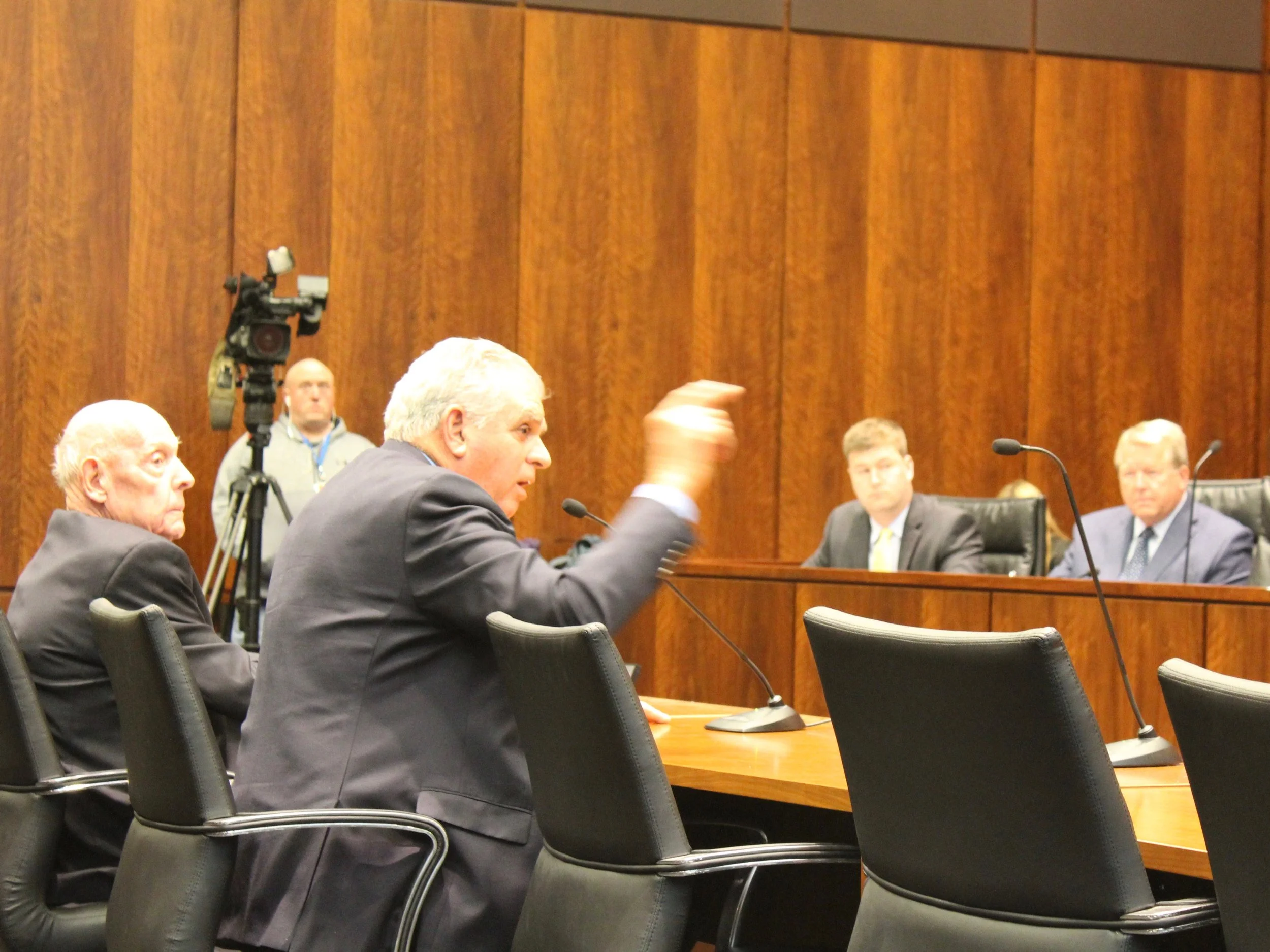 Saying, “Illinois is one big pothole right now,” former Peoria Congressman Ray LaHood testifies on the need for a major capital spending bill in Chicago Monday before a state Senate subcommittee. (One Illinois/Ted Cox)
