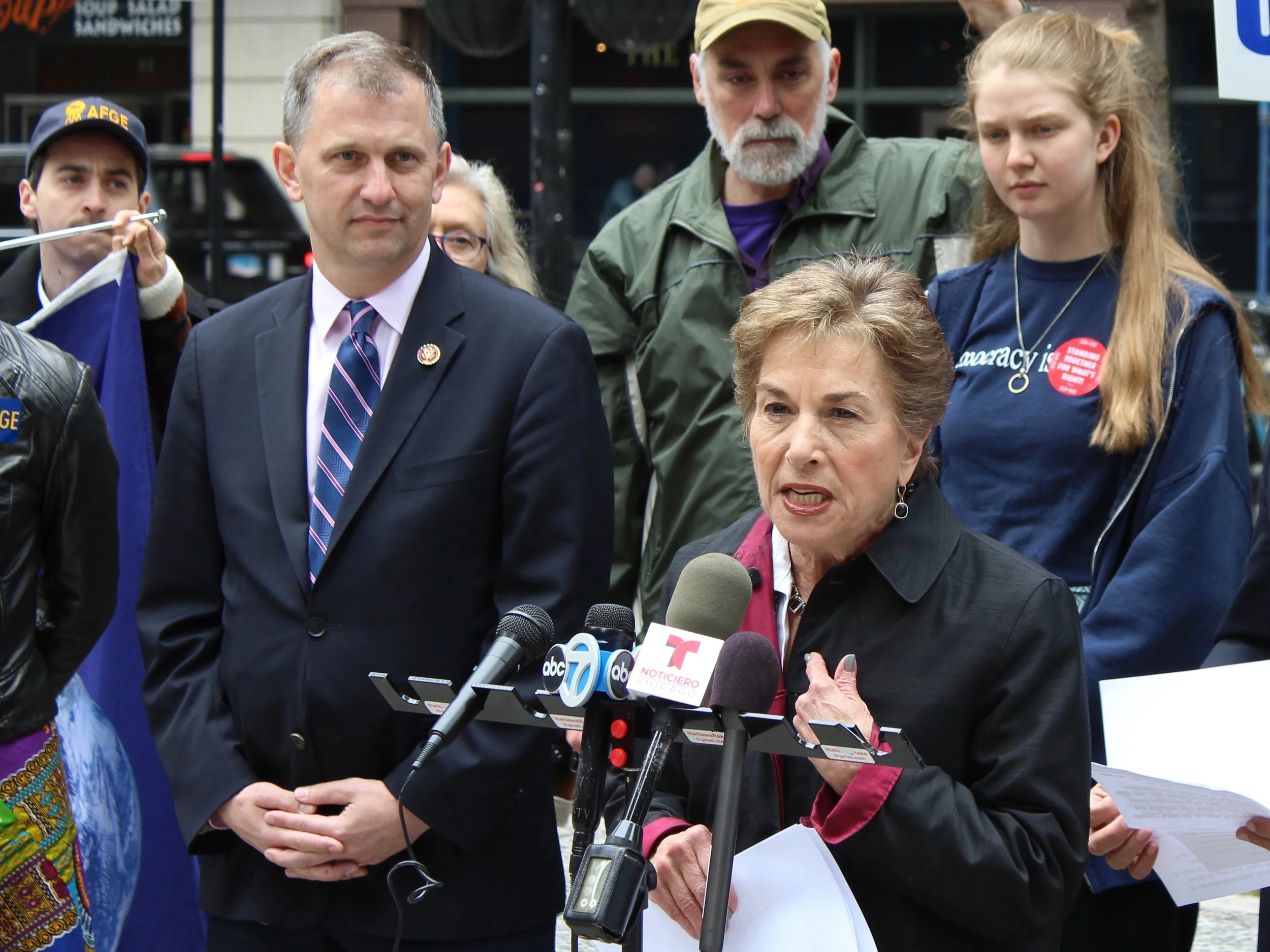 U.S. Reps. Sean Casten and Jan Schakowsky have joined the rising calls for a congressional impeachment inquiry. (One Illinois/Ted Cox)