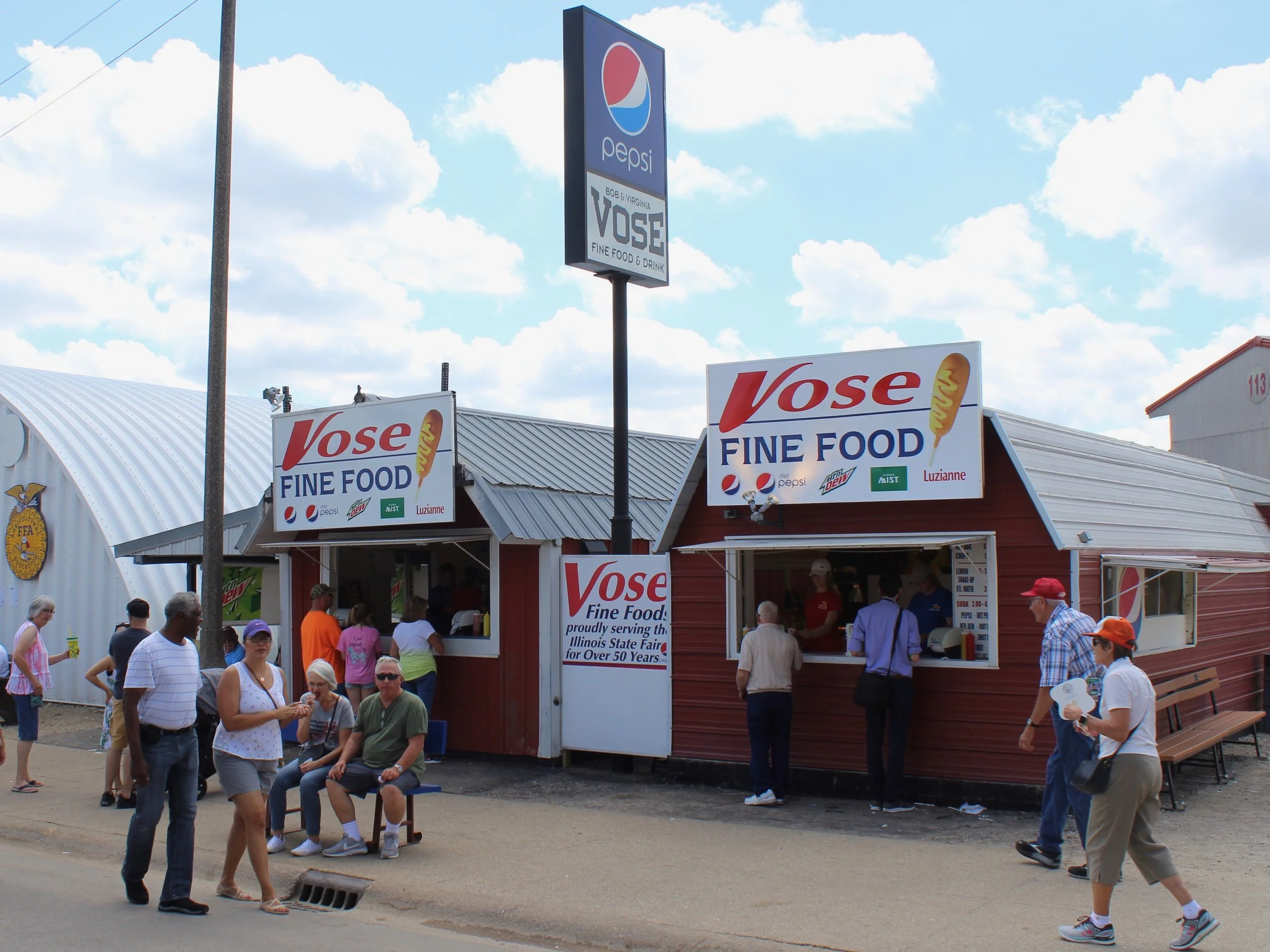 Vose’s is the acknowledged “king of the corn dogs” at the State Fair. (One Illinois/Ted Cox)