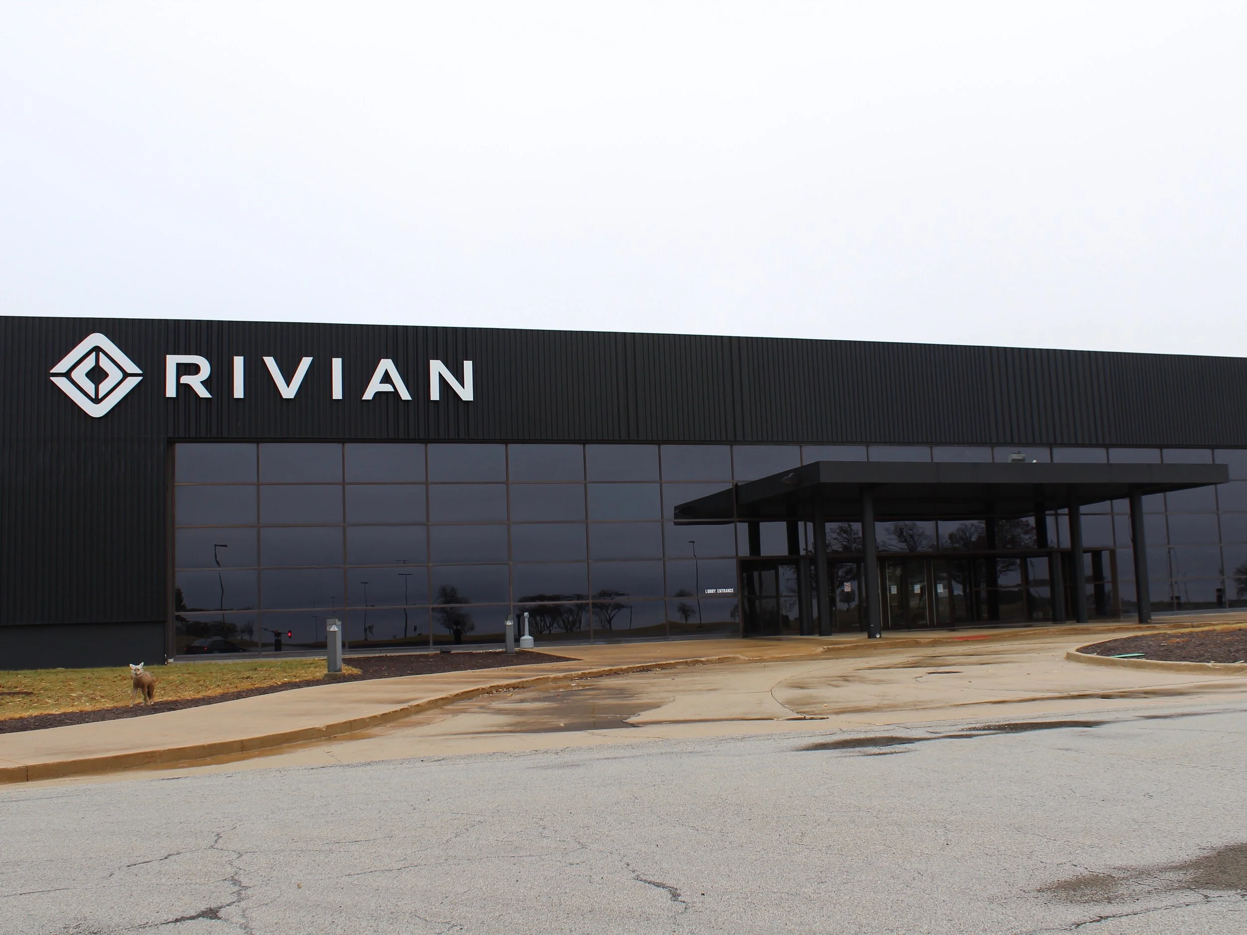Rivian closes year with almost $3B investment