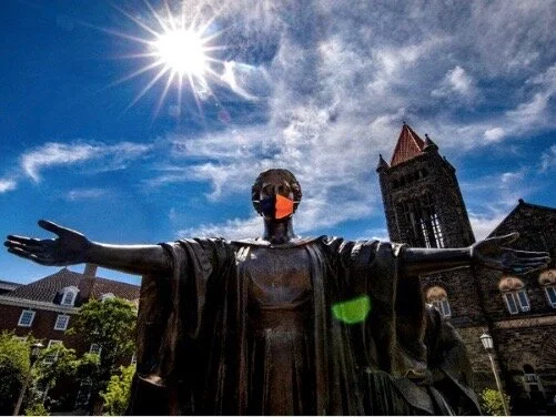 U. of I. leads enrollment increases despite COVID