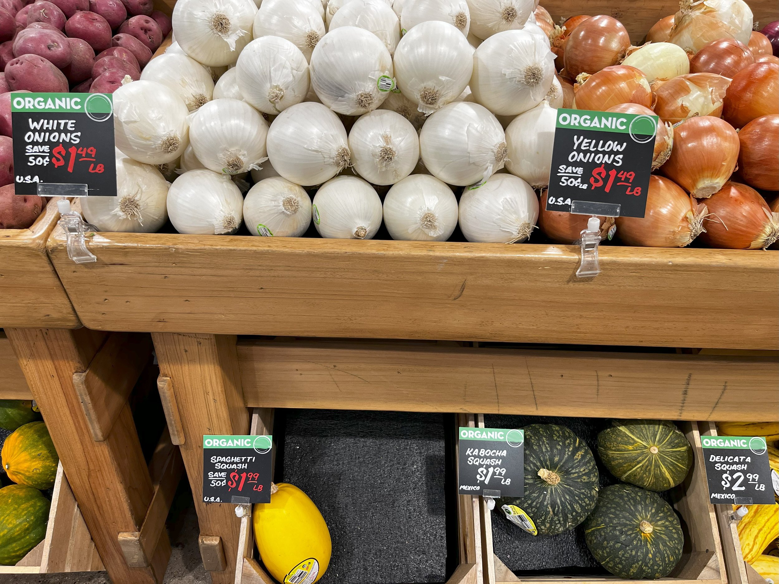 onions and squash signage.jpg