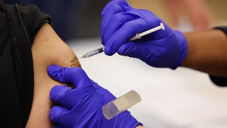 How to get the covid precautionary dose?