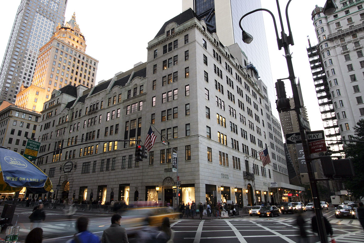 1200px-Bergdorf_Goodman.jpg
