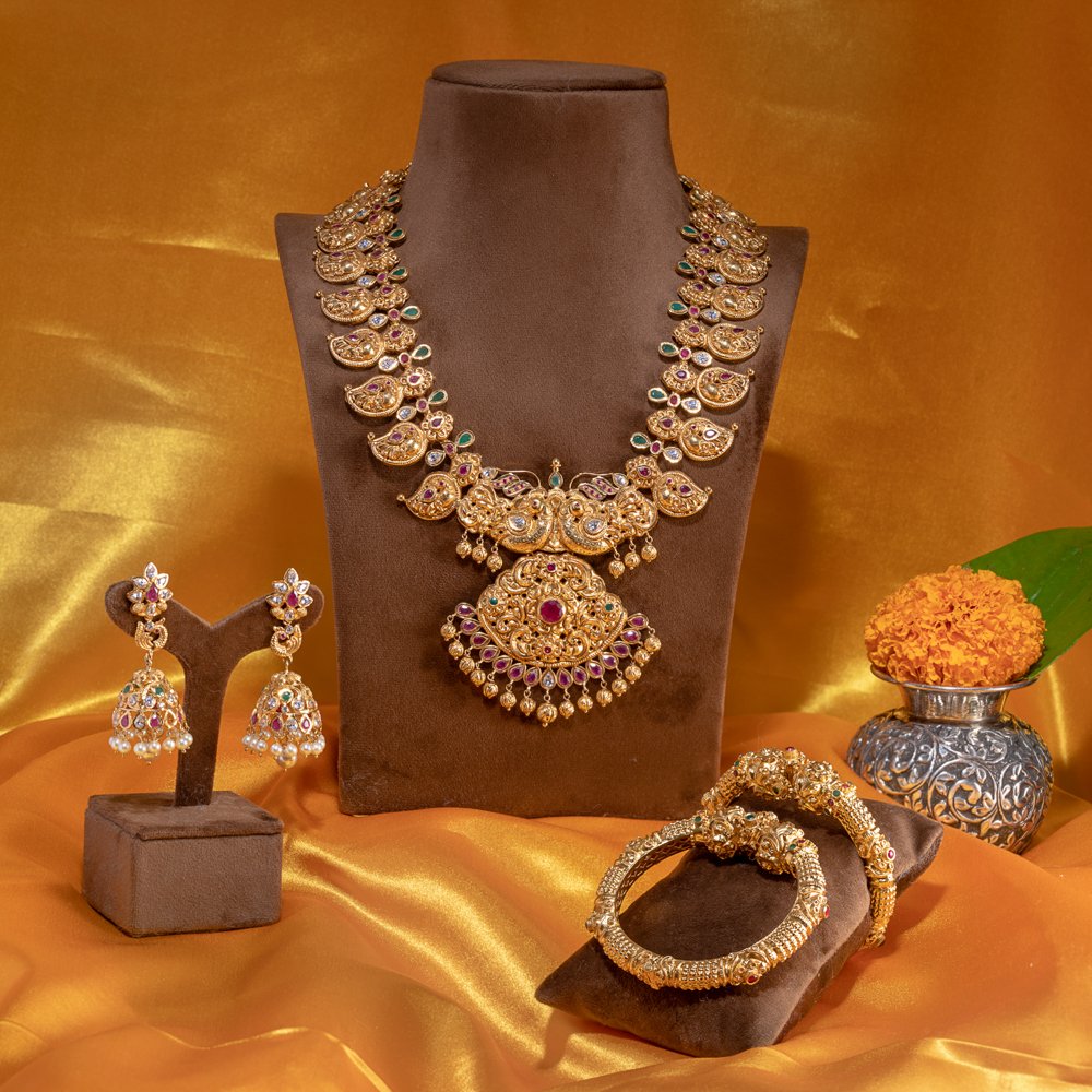 Krishna Jewellery-015-Edit.jpg