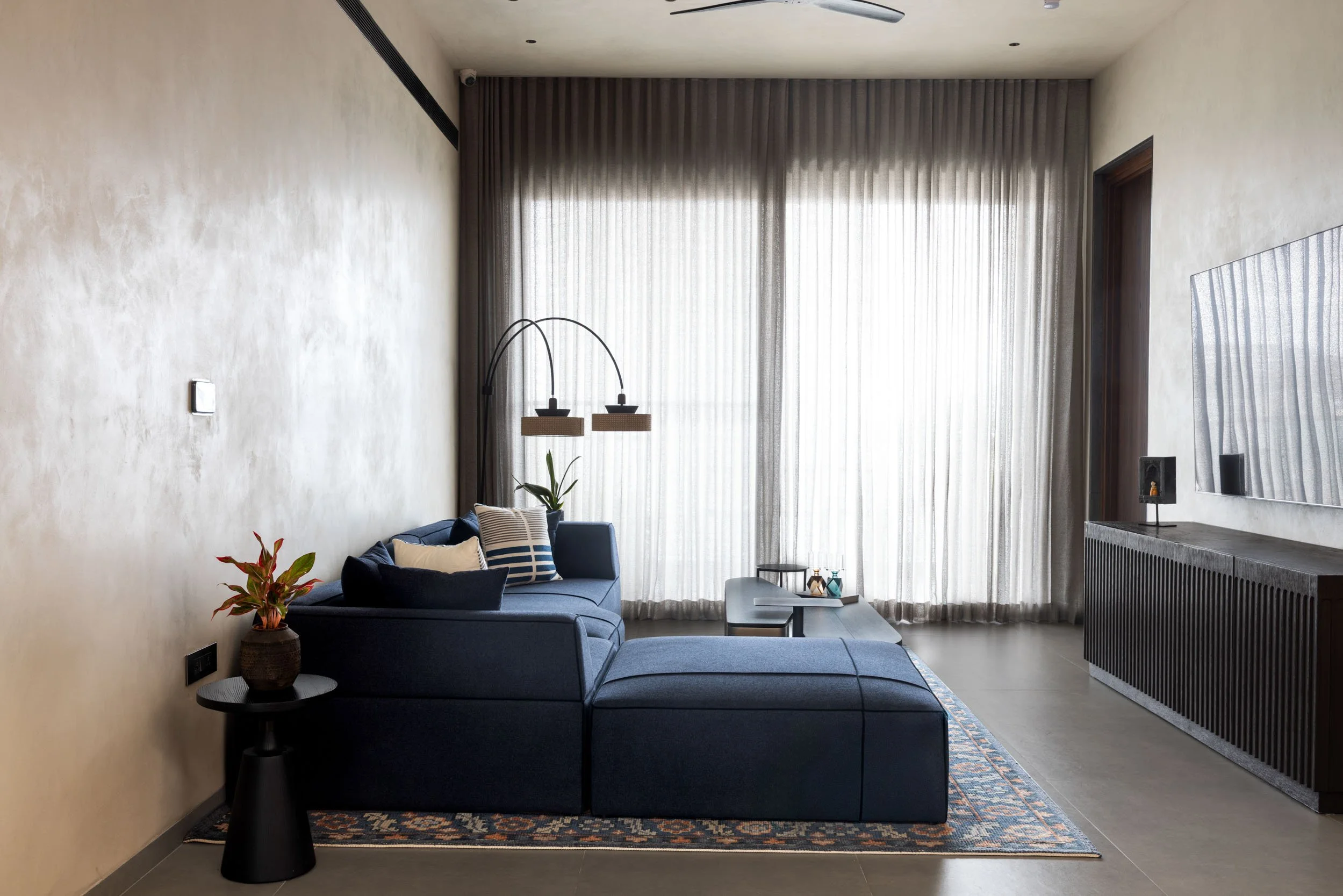 0J3A8300-Edit.jpg