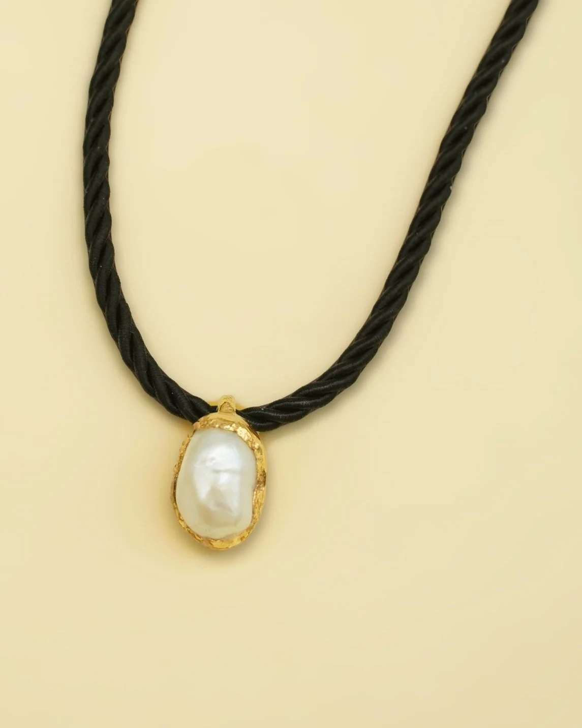Prado Pearl Woven Necklace