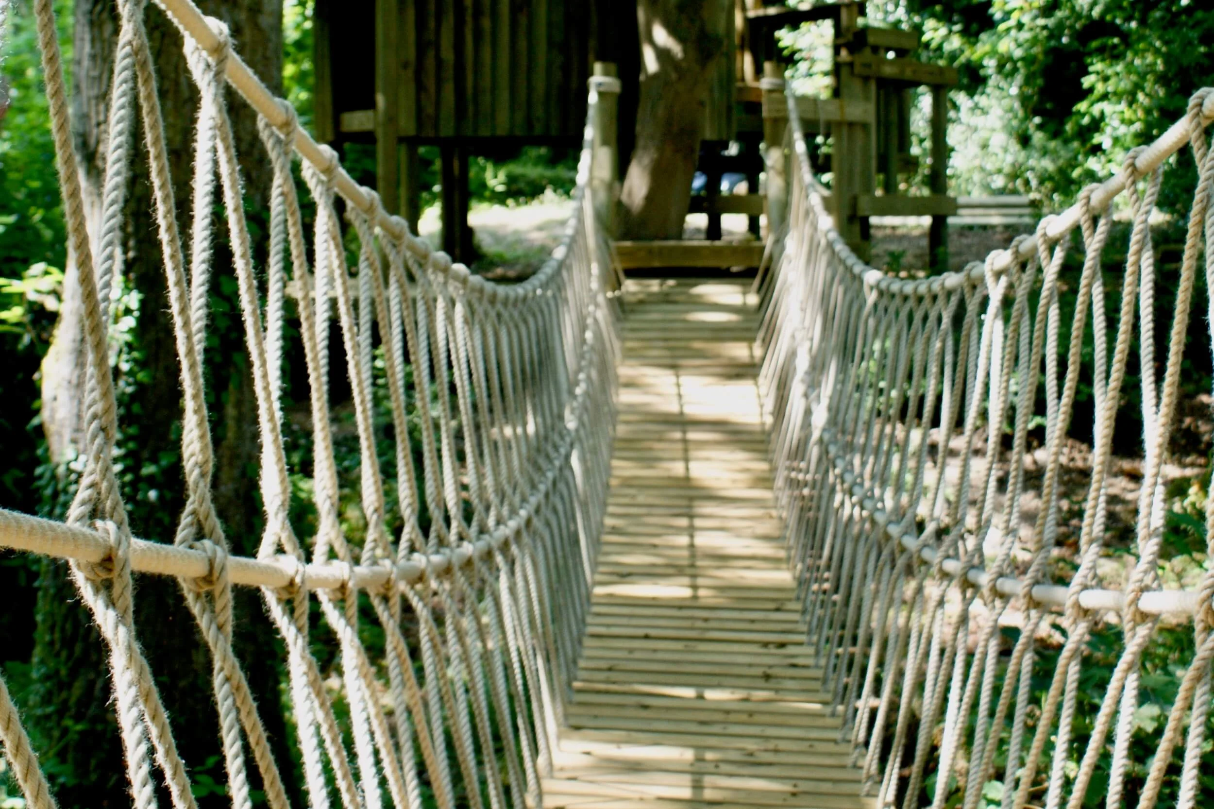 Worldclass Rope Bridges for treehouses, rivers, resorts and adventure