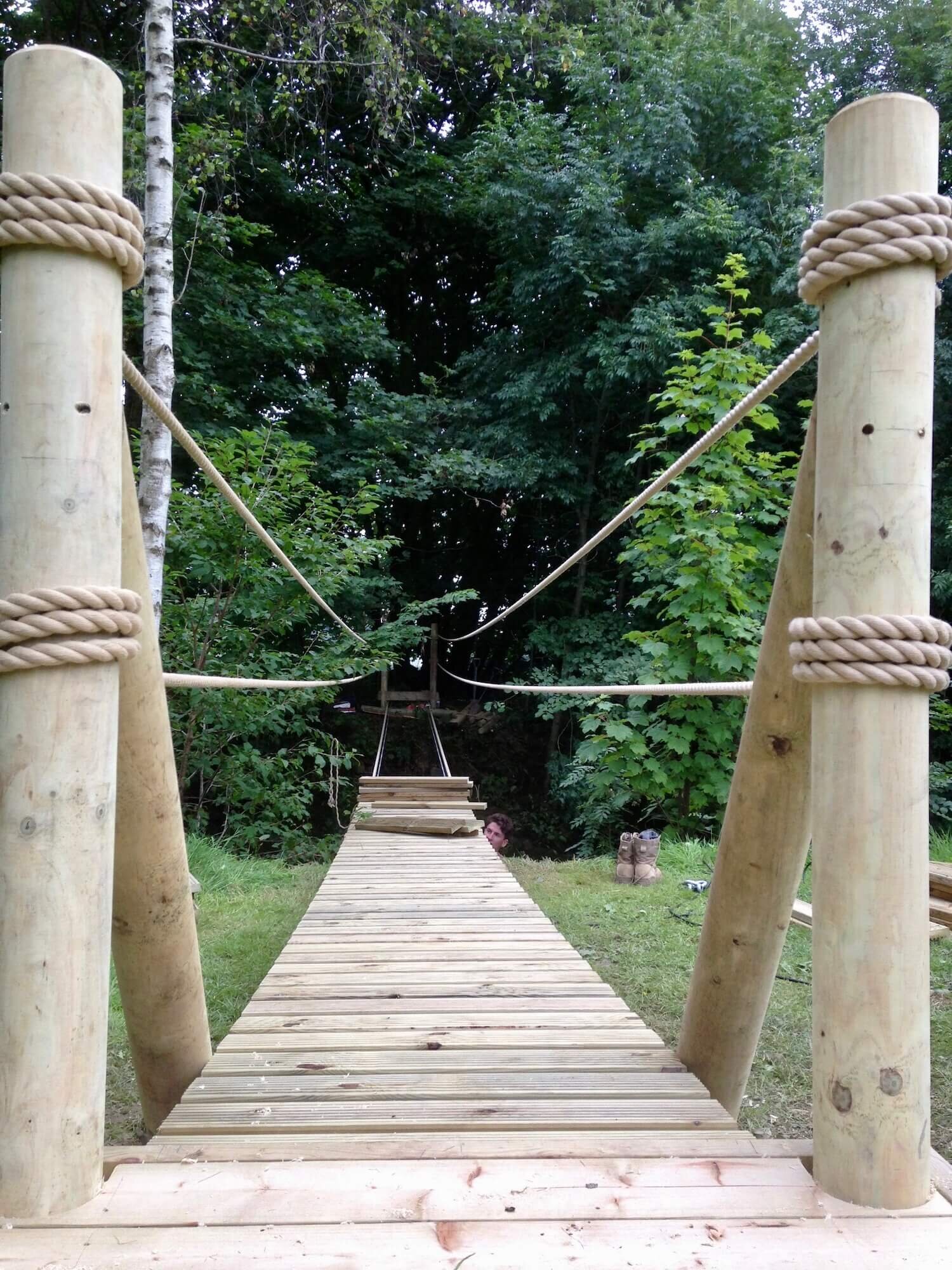 One Rope Bridge With Ruck Rope Bridge Instructions : How to Build a Rope Bridge – KMWUE