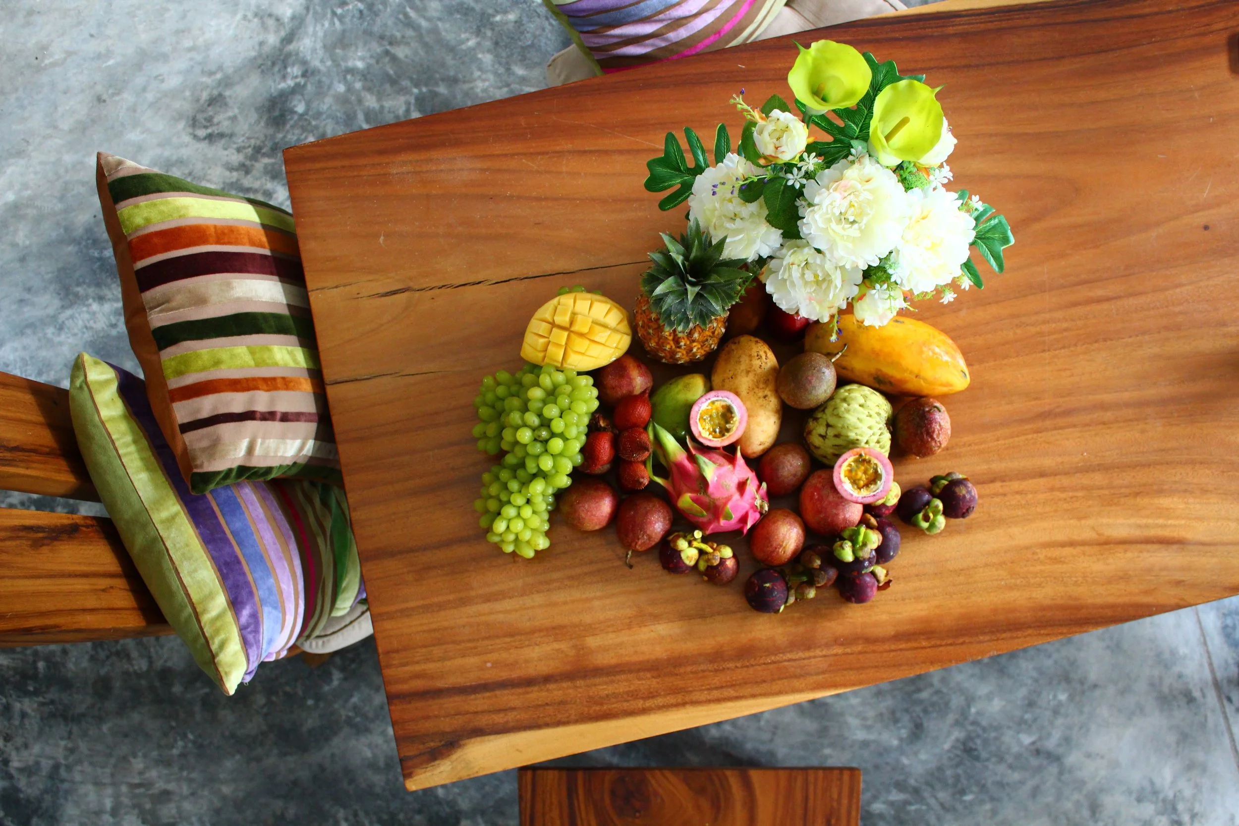 Wholesome Travel Guide to Hong Kong &amp; Phuket