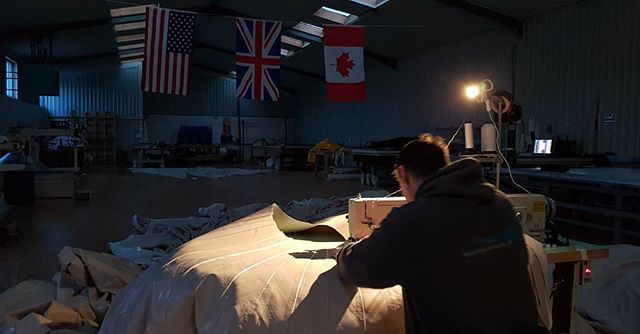 Storm Diana is trying to stop us making tents but we aren't having any of it!
&bull;
&bull;
&bull;
&bull;
&bull;
&bull;
#sperrysails #stormdiana #teamworkmakesthedreamwork
#marquee #tent #photooftheday #igdaily #instapic #tbt #igers #branding #social