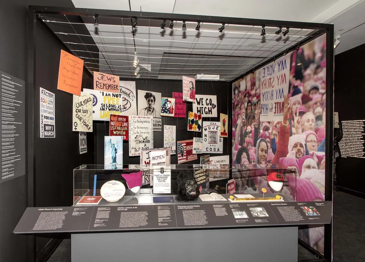 98063d_WomenMarch_install17 copy.jpg