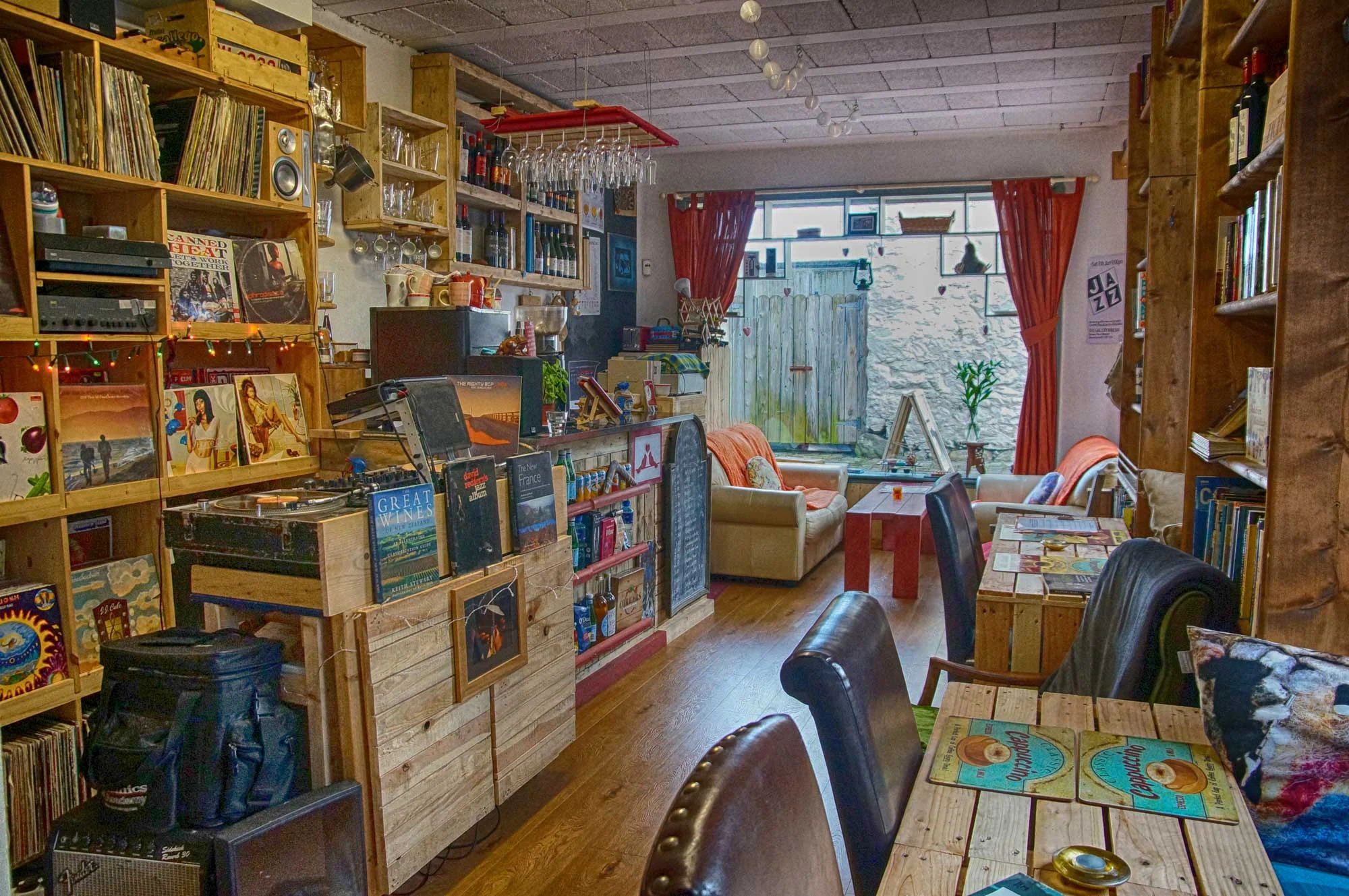 Gallery-Interior-Vinyl.jpg