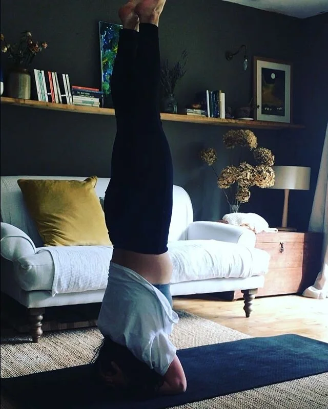 I feel very lucky to have a lot of outdoor space during this strange time! But that doesn’t mean I can’t do things indoors. 
Backbends and inversions are my 2 favourite types of yoga asanas- they were the 2 very poses I wasn’t able