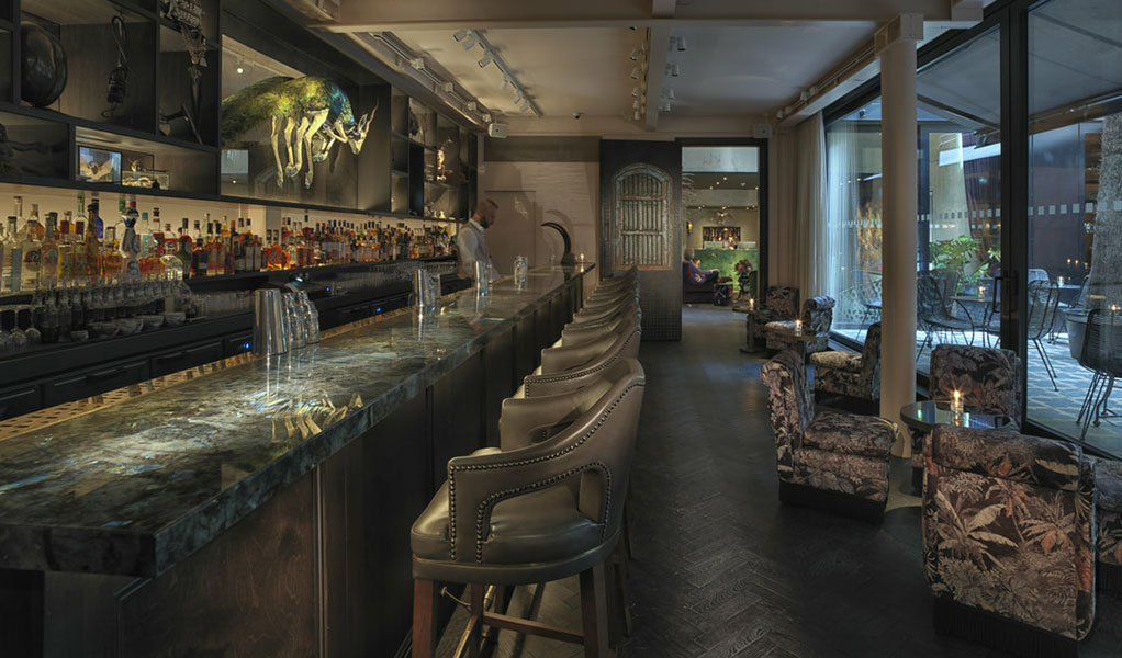 Waeska Bar thethreedrinkers.com.jpg