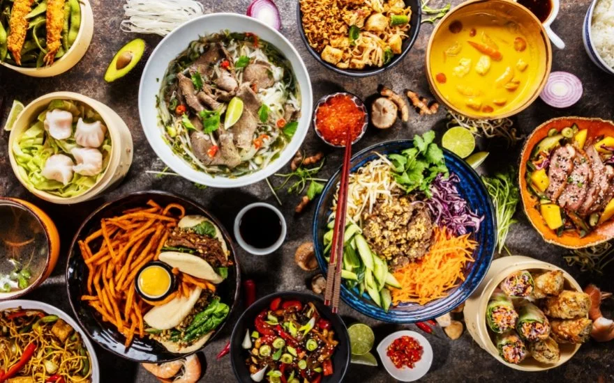What You Should Be Drinking with Thai Food — The Three Drinkers