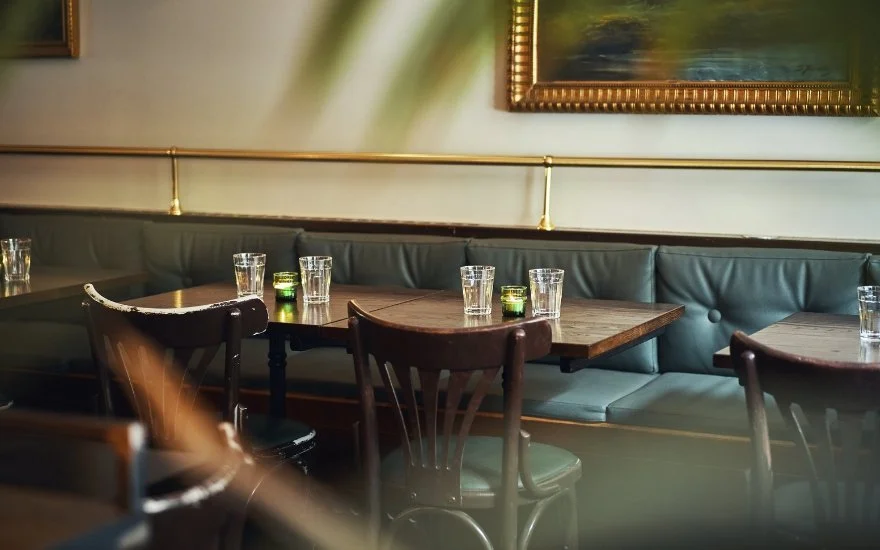 The British Pub That Conquered Paris and Made the World’s Top 20