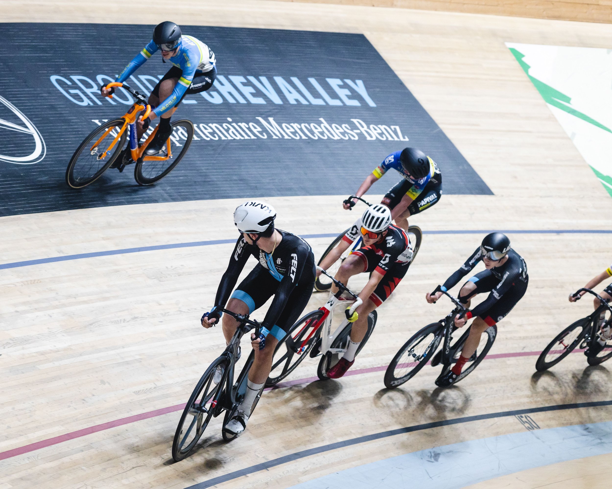 Enzo Edmonds wins the 4-Days of Geneva