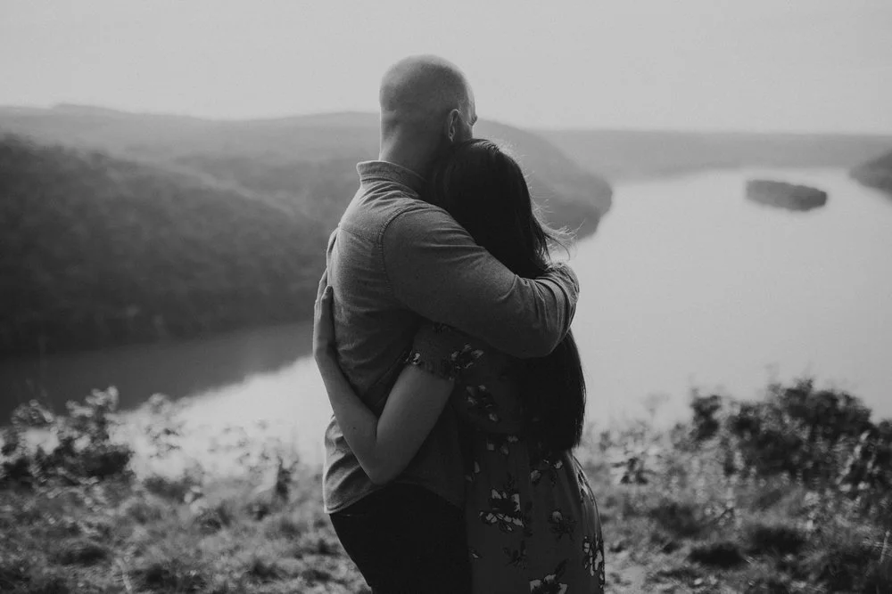 fdcef-erinkrespan_pinnacleoverlook-engagement-session24.jpg