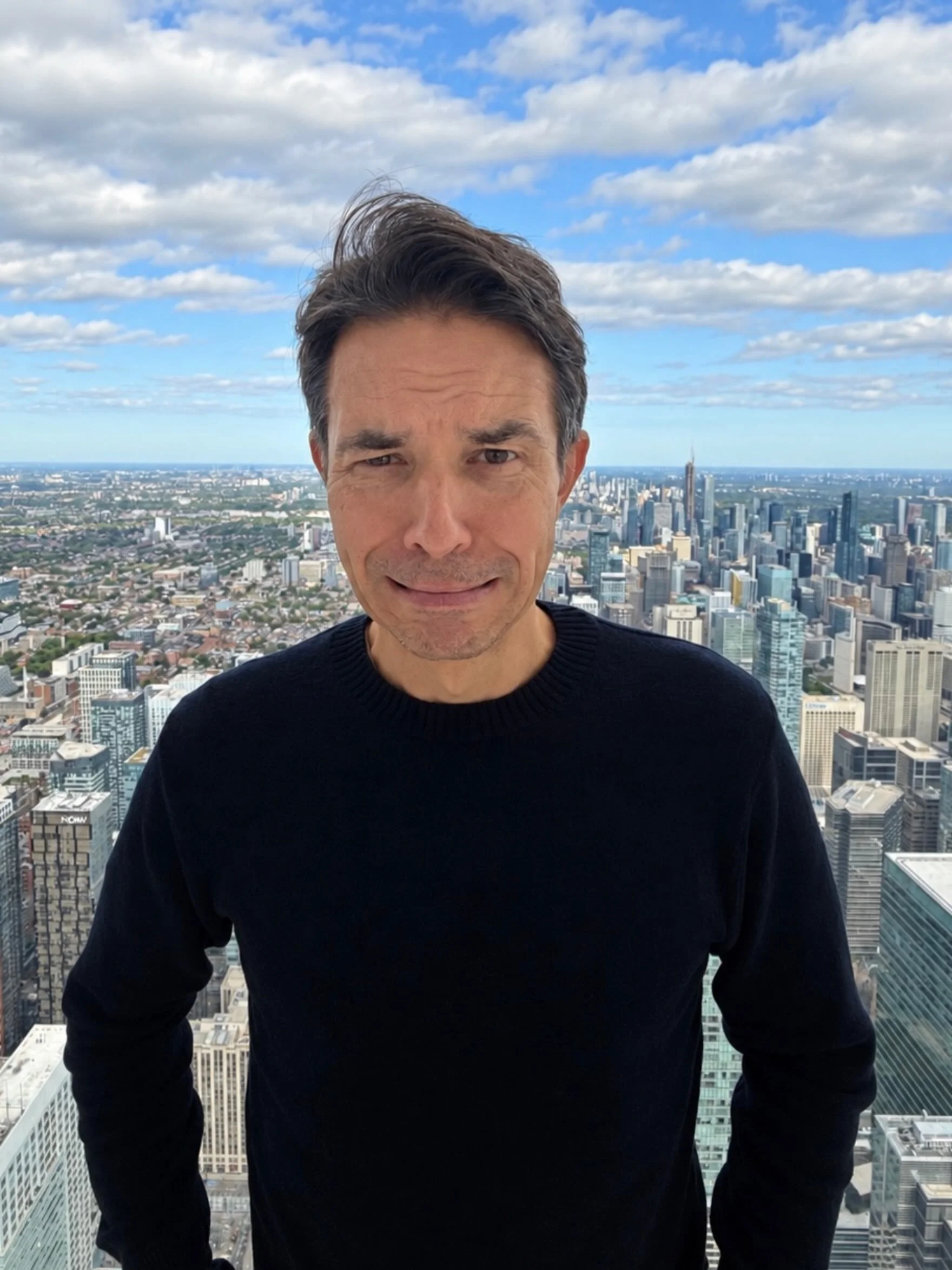 We are having a great time here in Toronto. 🇨🇦

Yesterday we went to the top of the CN Tower, which was fantastic and gave us some great views as far as Niagara Falls and right out across Lake Ontario, err yes&hellip;Lake Ontario. 🇨🇦🙄

I also le
