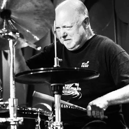 I am so sorry to hear that Colin Woolway left us.

Colin was always so supportive of everyone in our drumming community. A true gentleman and a kind soul who gave so much encouragement to so many people.

I was so grateful for the support he showed m