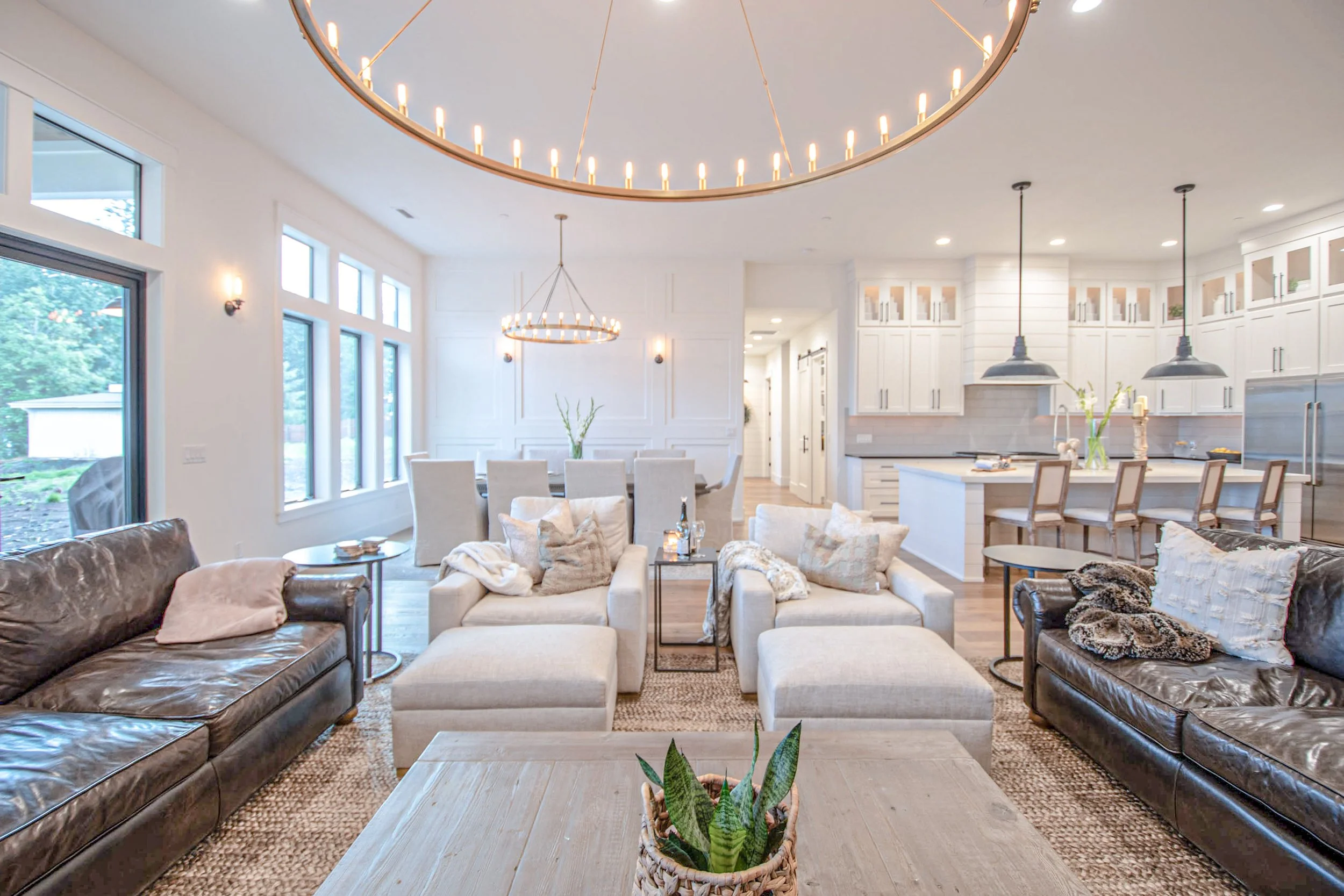 Modern One-level Farmhouse 