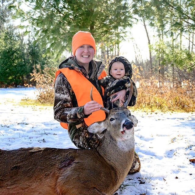 Who are your favorite outdoor mamas to follow? We are planning a series for @empower_outdoors podcast to interview moms who include their kids in their outdoor adventures. Let us know ⬇️
.
P.s. we will also do a dad series in the future.