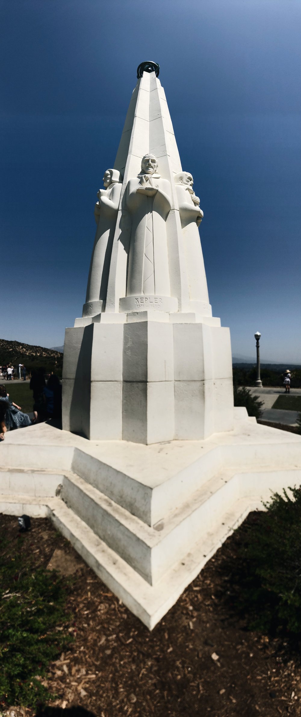  The memorial out front of the Observatory that has sculptures of the most influential astronomers of all time.&nbsp;Hipparchus, Copernicus, Galileo, Kepler, Newton, and Herschel. 