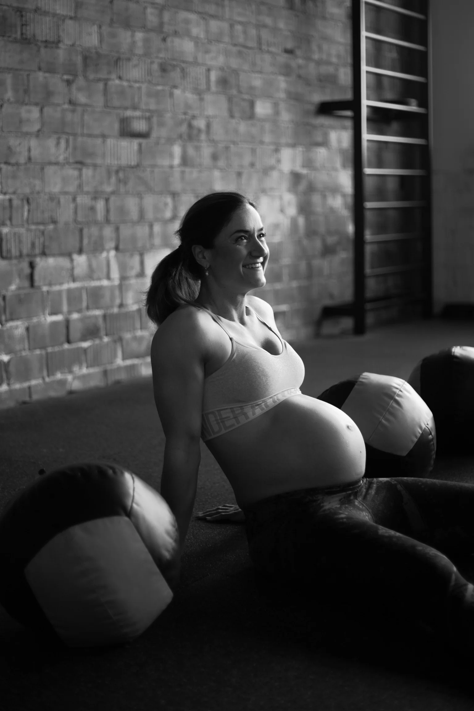 Babybauch Shooting im CrossFit Stil