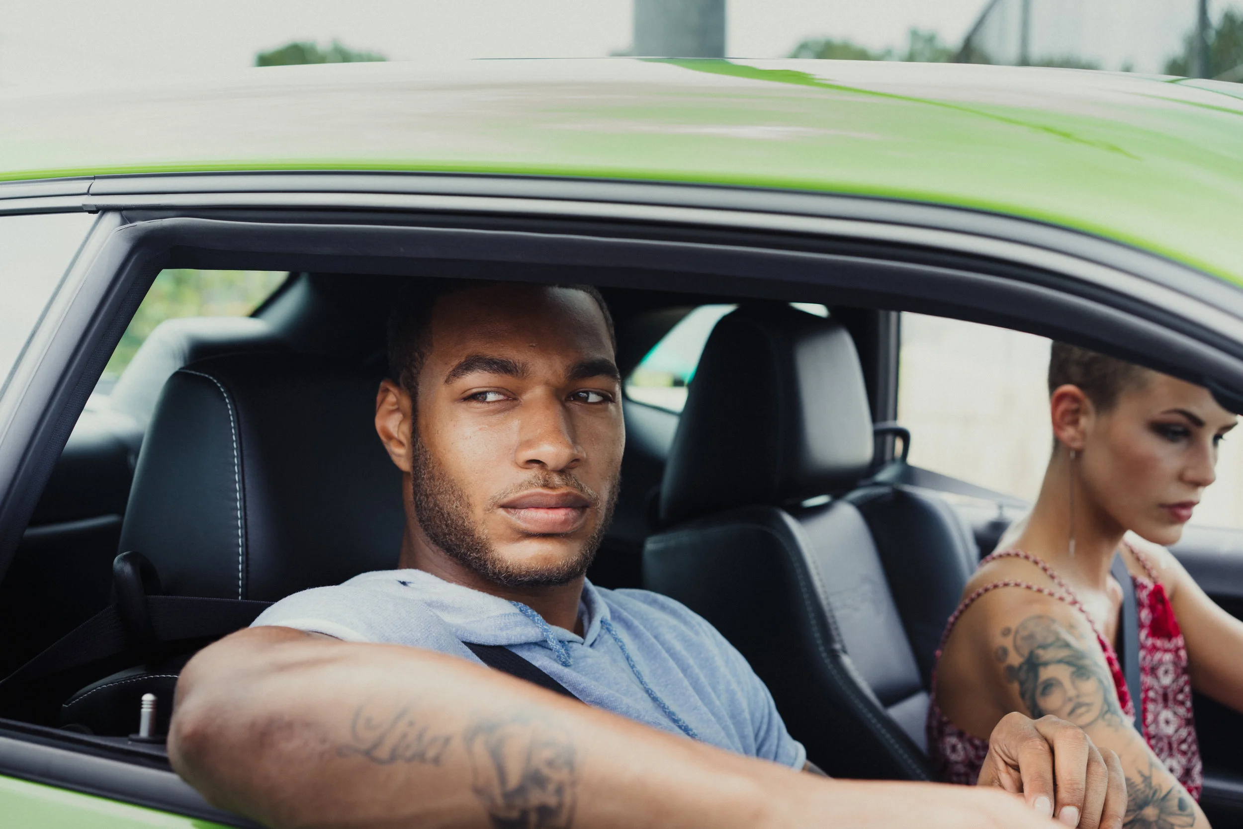 close up Veon w: Jasmine green_CHALLENGER_SRT_HELLCAT_GREEN_INTERIOR_DSC9527.jpg