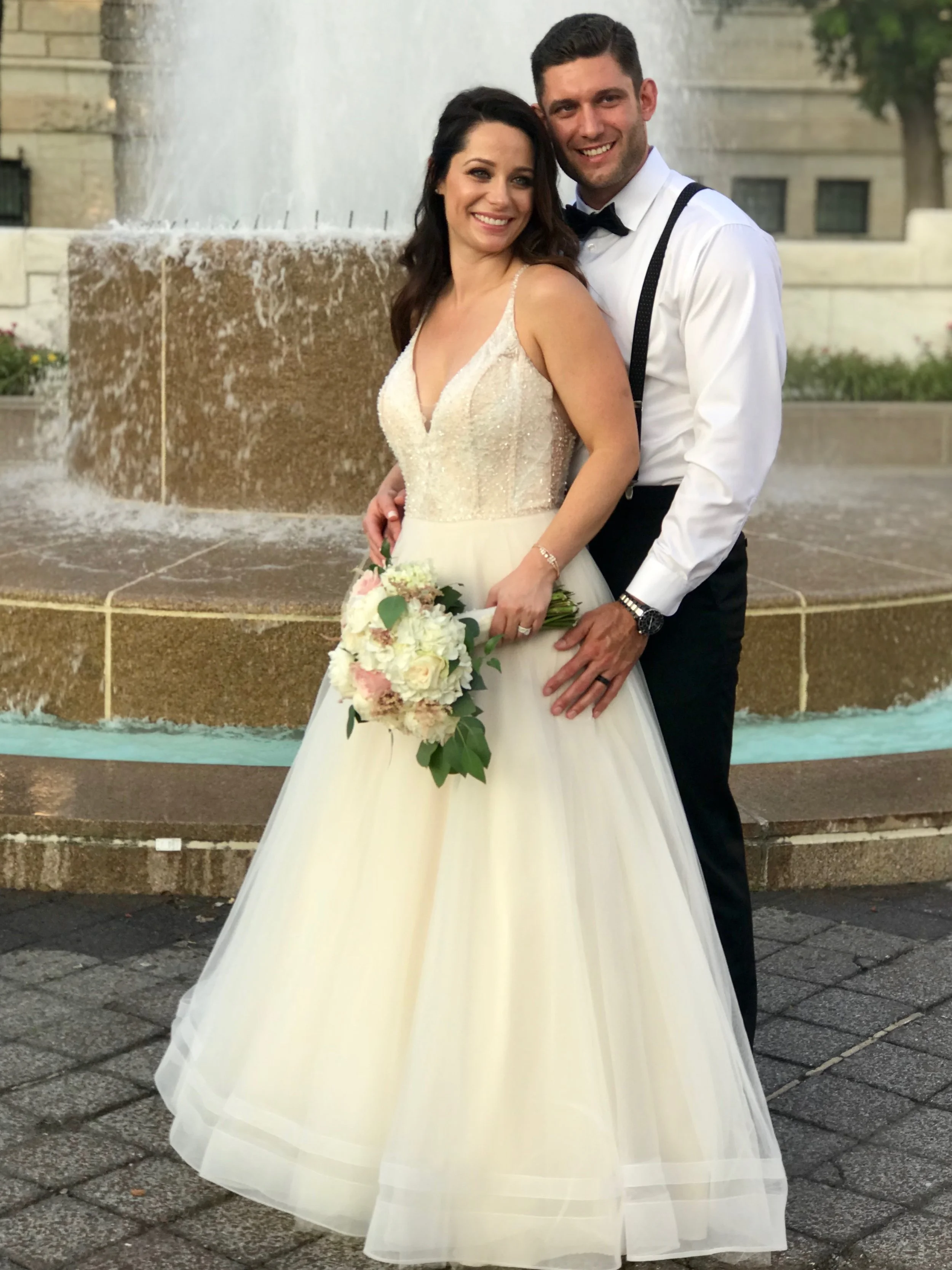 Nicole's Summer Wedding at The Detroit Historical Museum
