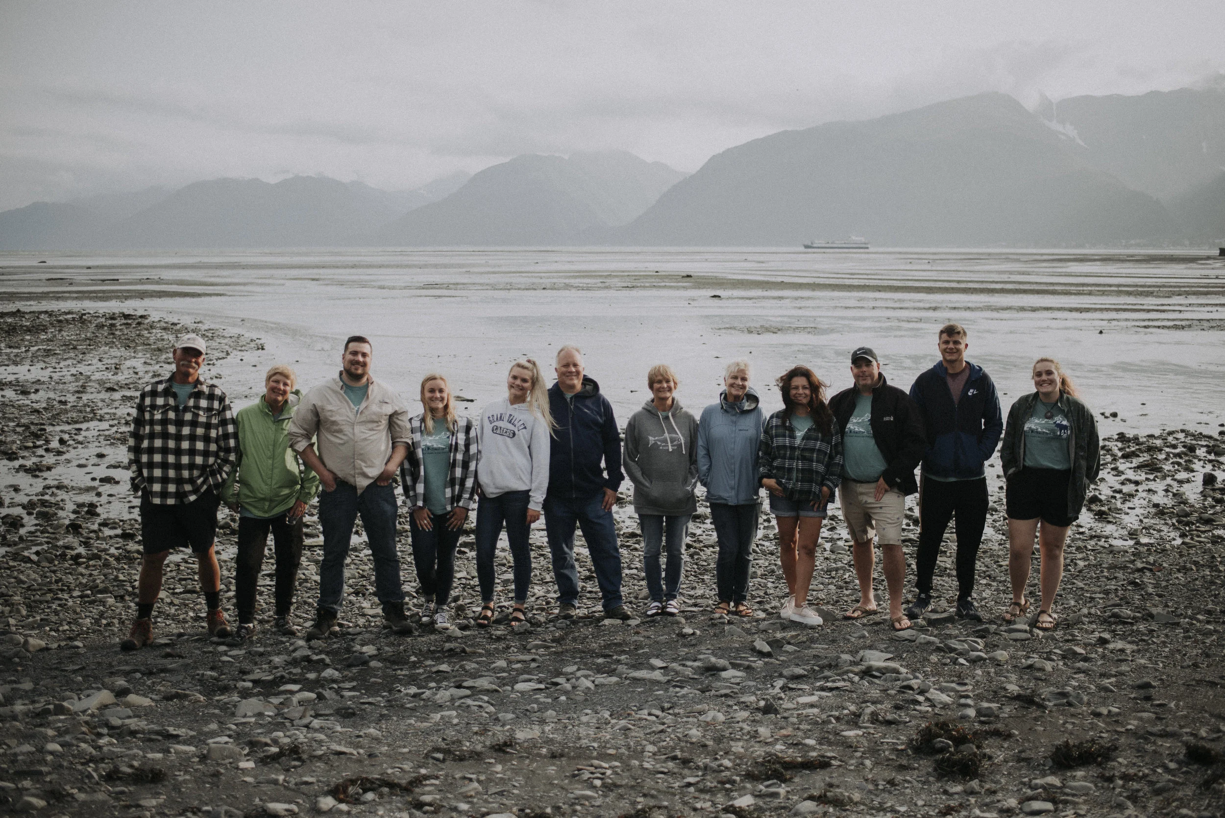 An Alaskan Family Reunion | Afognak Beach | Seward, AK 