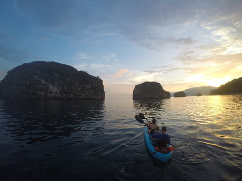 Kayak sunrise.jpeg
