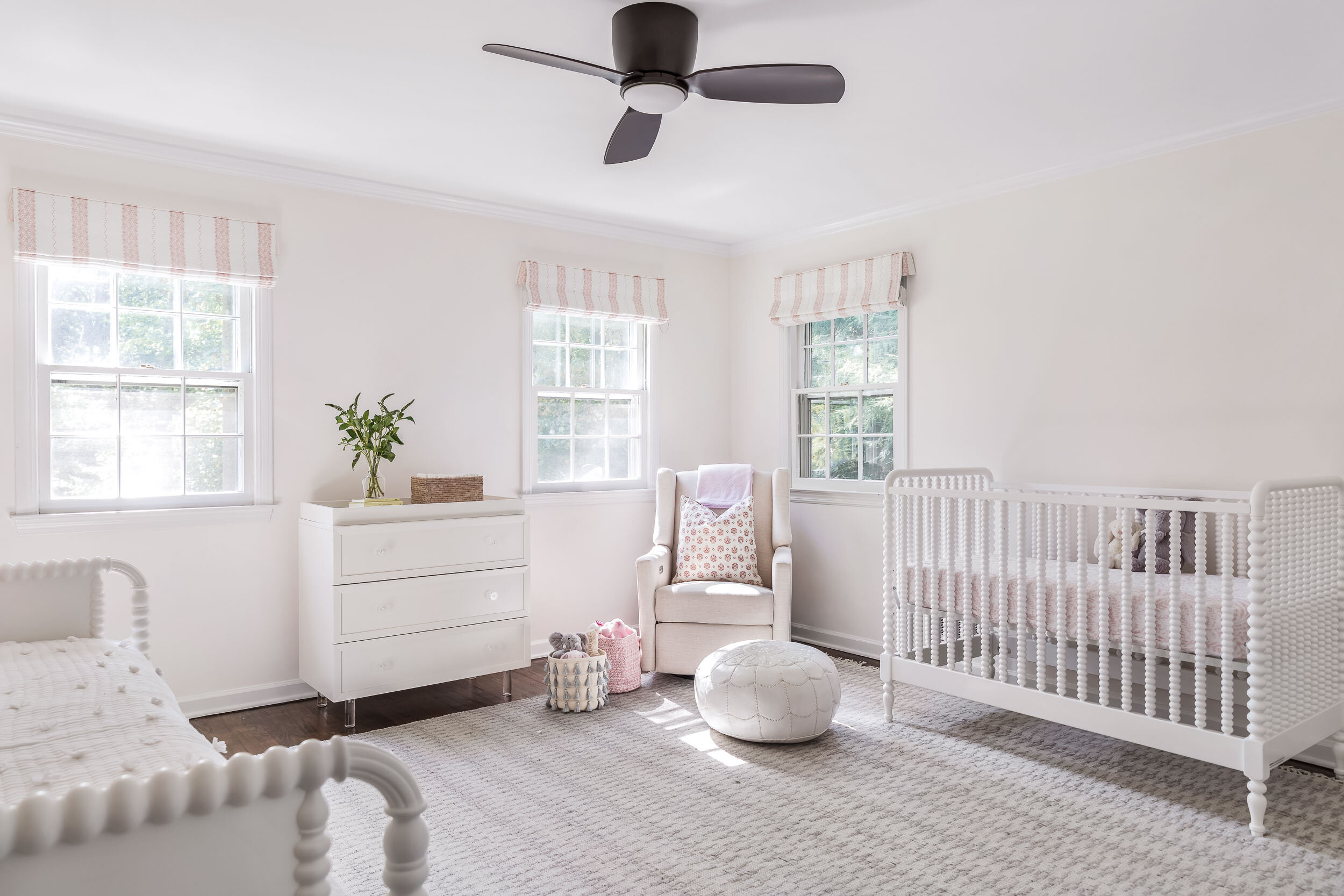 girls-nursery-functional-layout