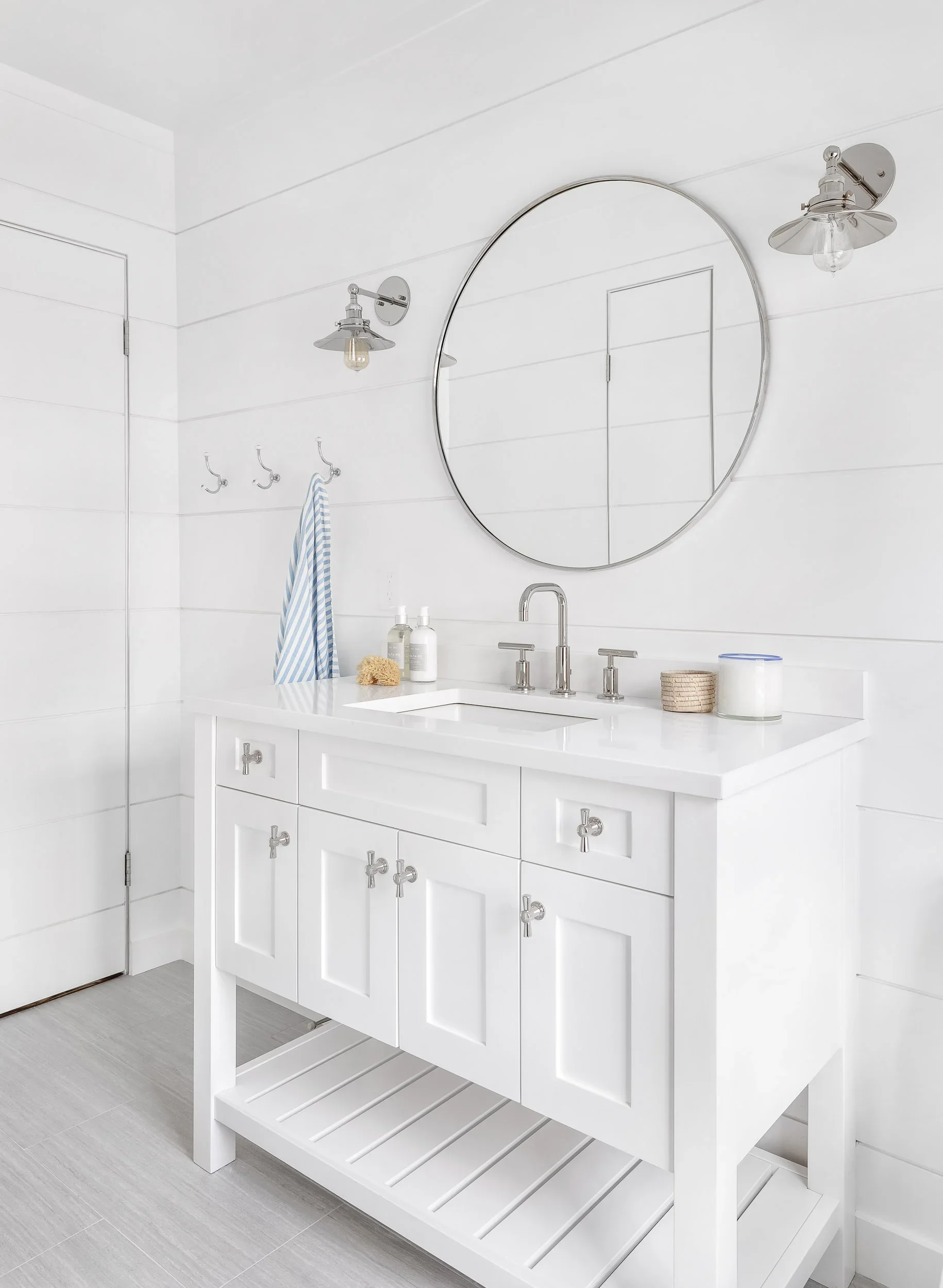parker+and+parker+design-interior+design+photography-darien+ct-white+bathroom-shiplap+walls+and+vanity.webp