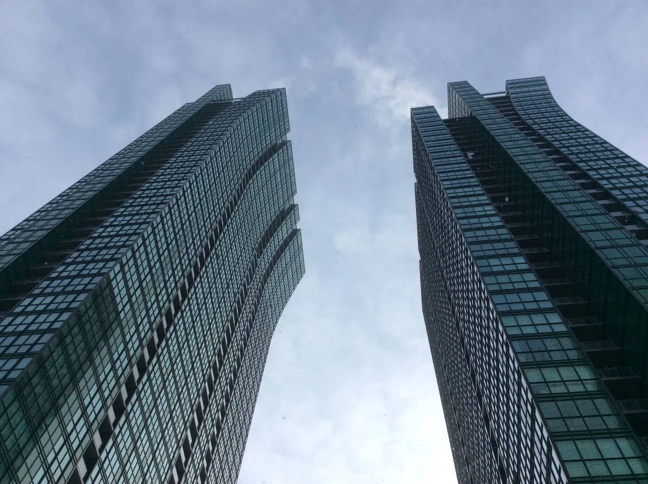 emerald-park-condos-04.JPG