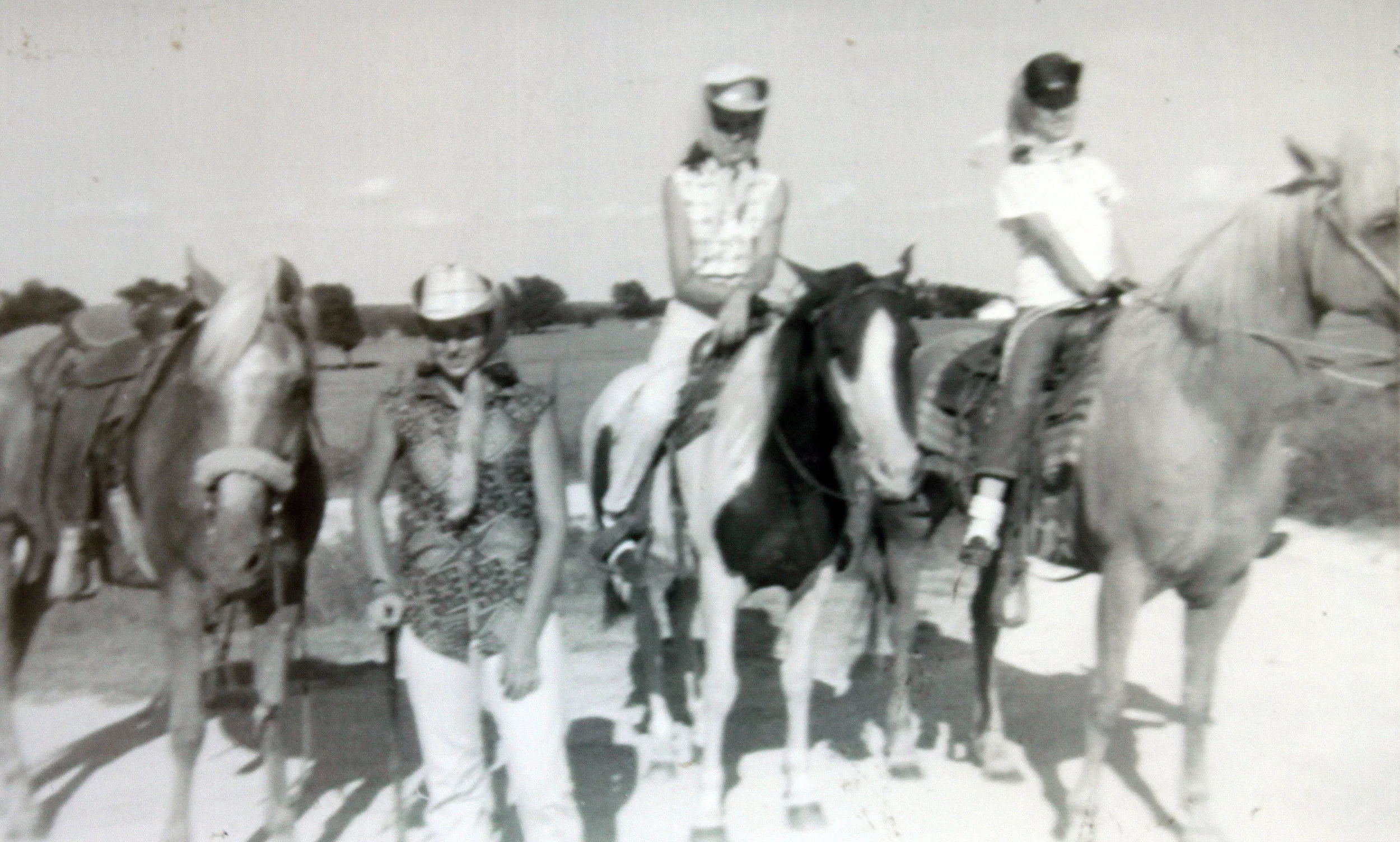 Cindy Wallace and Honey Boy, Suzanne Christian and Pawnee, Sue Wallace and Sun Dance.