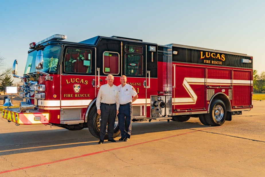 Councilmember Wayne Millsap (L) and Fire Chief Ted Stephens (R).
