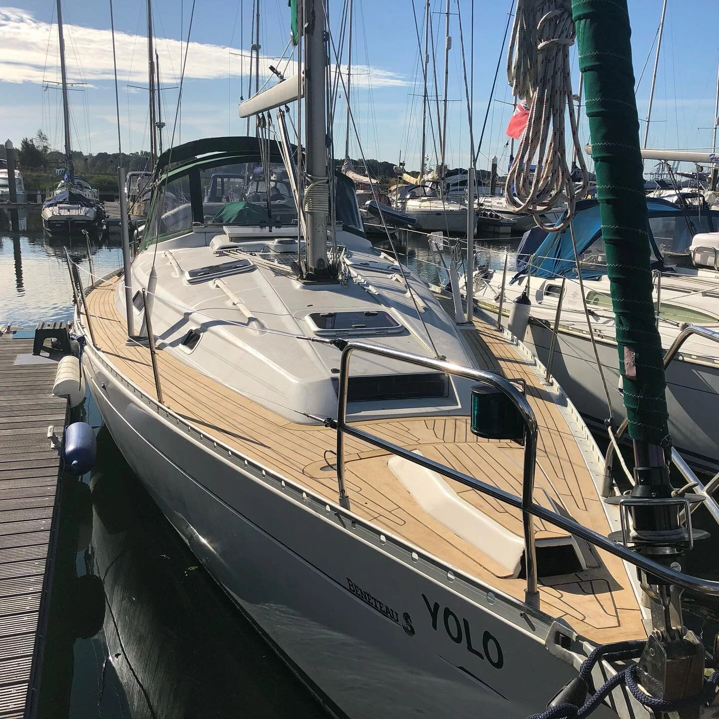 Scrubbed colour Flexiteek2g decks on a #beneteau 38. The customer liked his new decked out cockpit so much a year later he really wanted the side decks done! #flexiteek2g #rofixrestoration #syntheticdecks #suffolk #norfolk #cambridge #yachts #boats #
