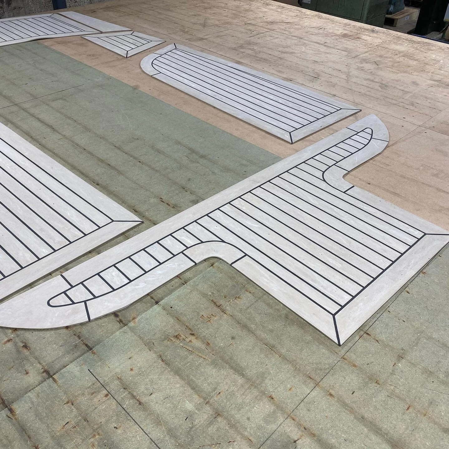 Lovely weathered colour flexiteek decks for a cockpit. Manufactured by us. Supplied to one of our trade customers #suffolkyachtharbour to fit. #rofixrestoration #flexiteek2g #weathereddecks #decking #sailing #riverorwell #yachting #manufacturing #mak
