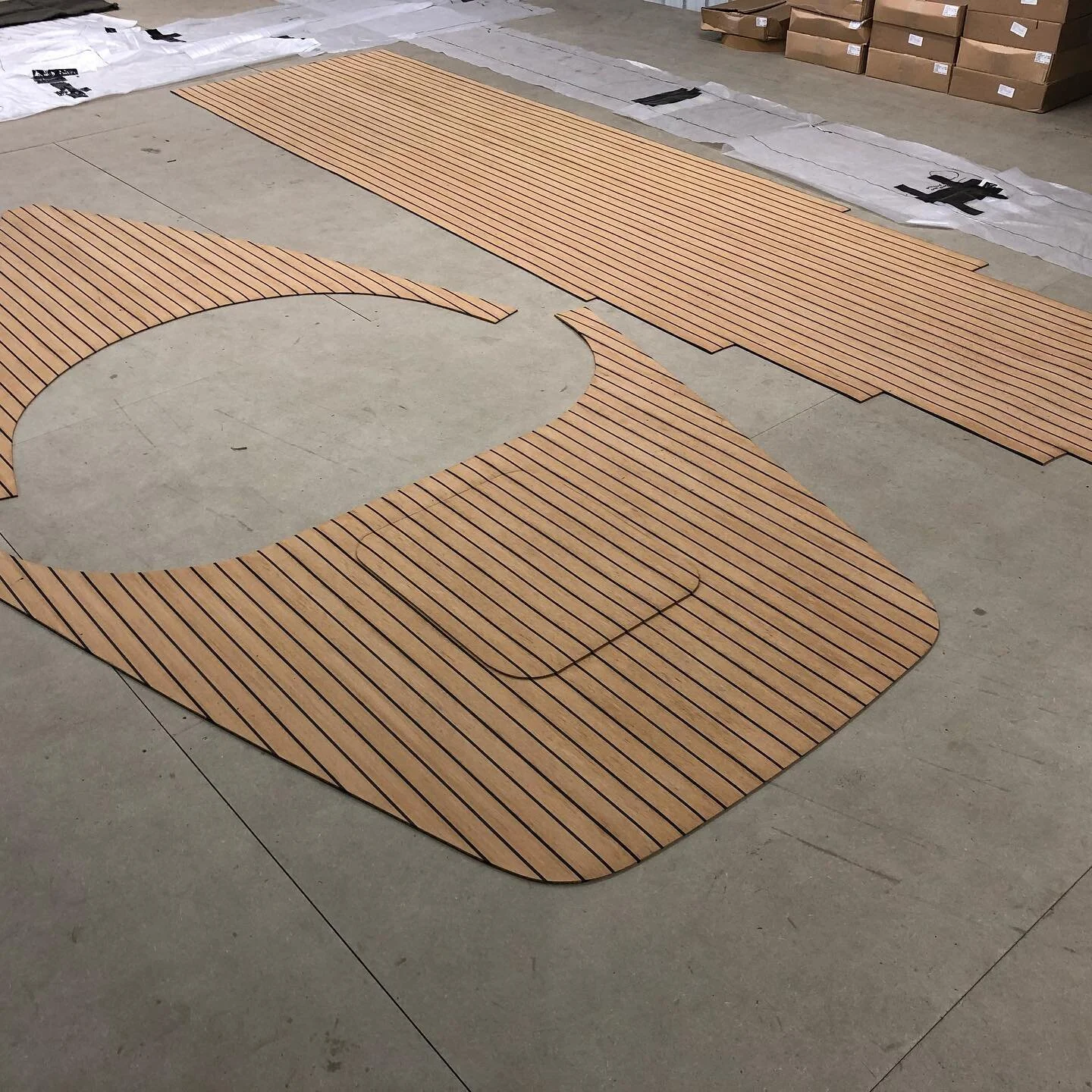 Unmargined decks for #landamores colour is teak with black lines. #flexiteek2g #rofixrestoration #decks #norfolk #norfolkbroads #suffolkcounty #boats #yacht #syntheticteak #marinas #maine