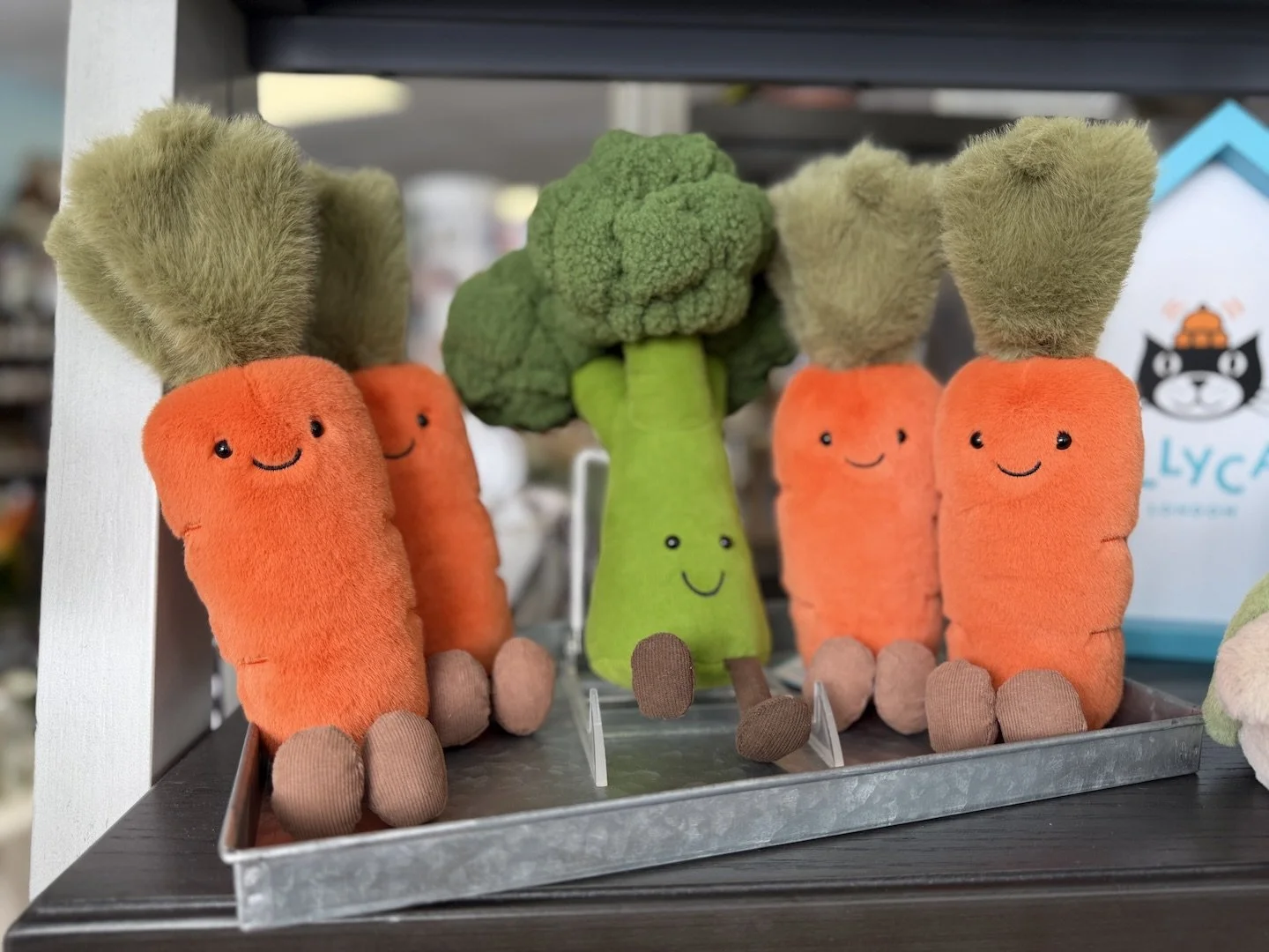 jellycat carrot stuffies.jpeg