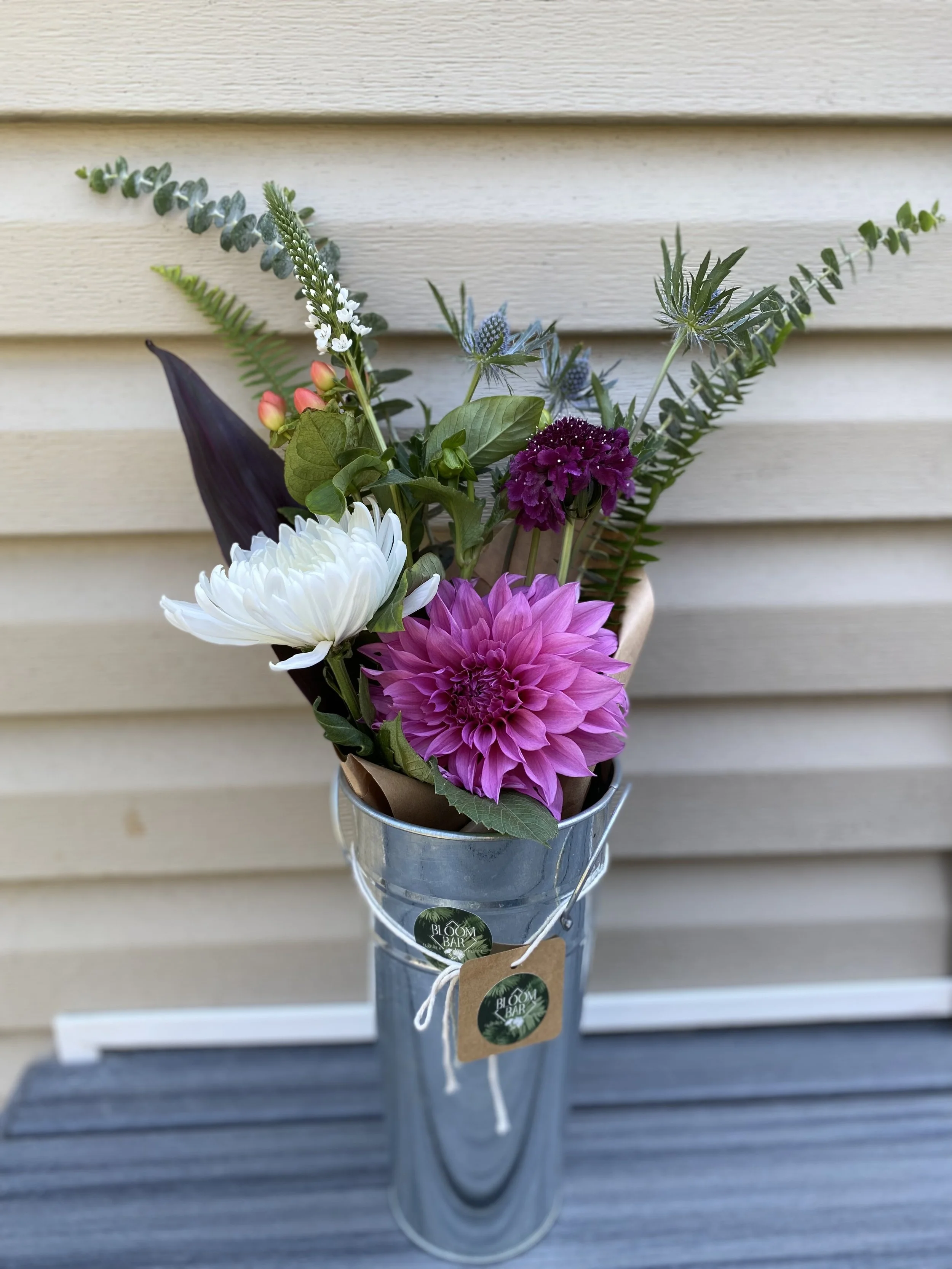 bouquetbucketpic.jpg