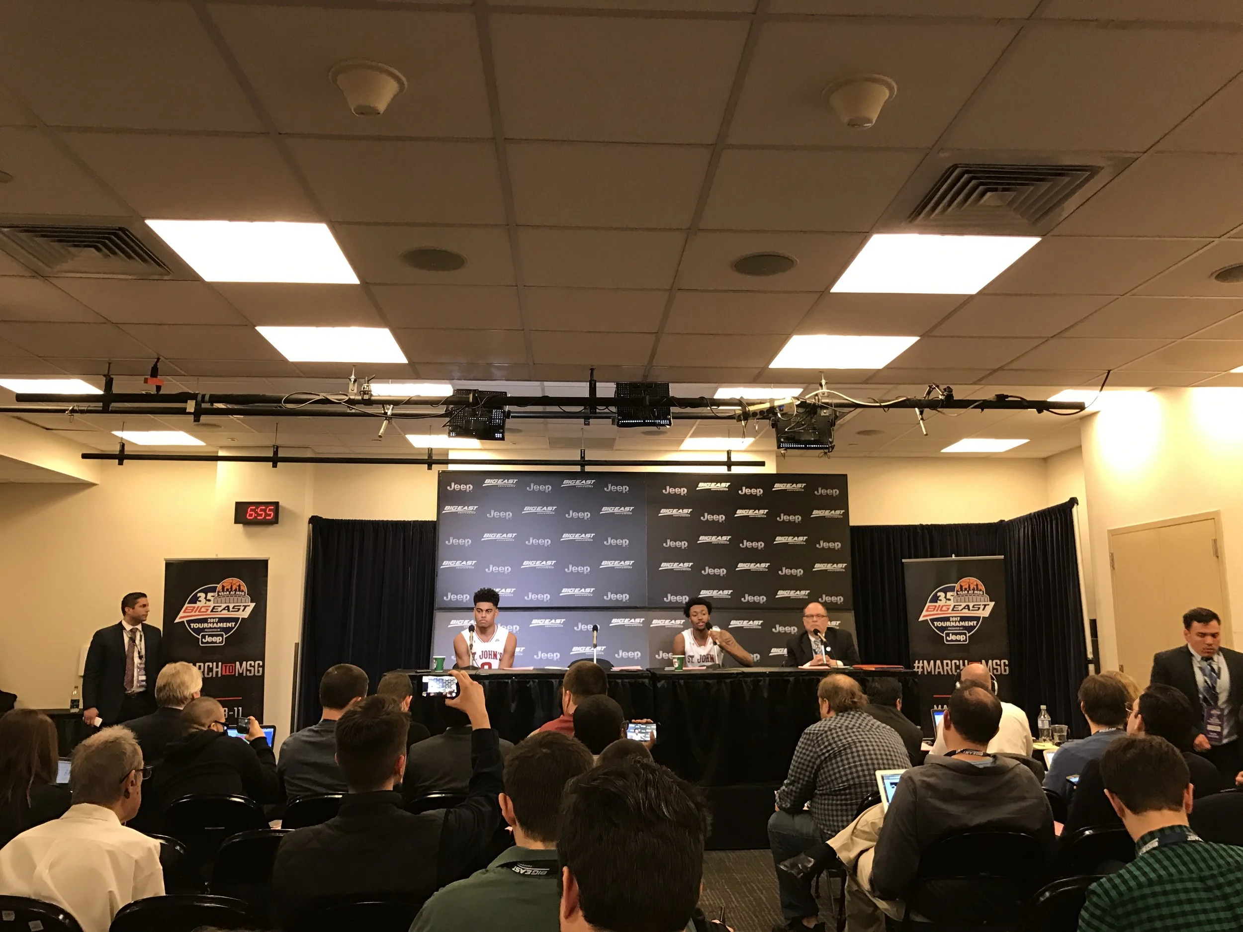 Johnnies Stun Georgetown in Big East Tournament Throw Down