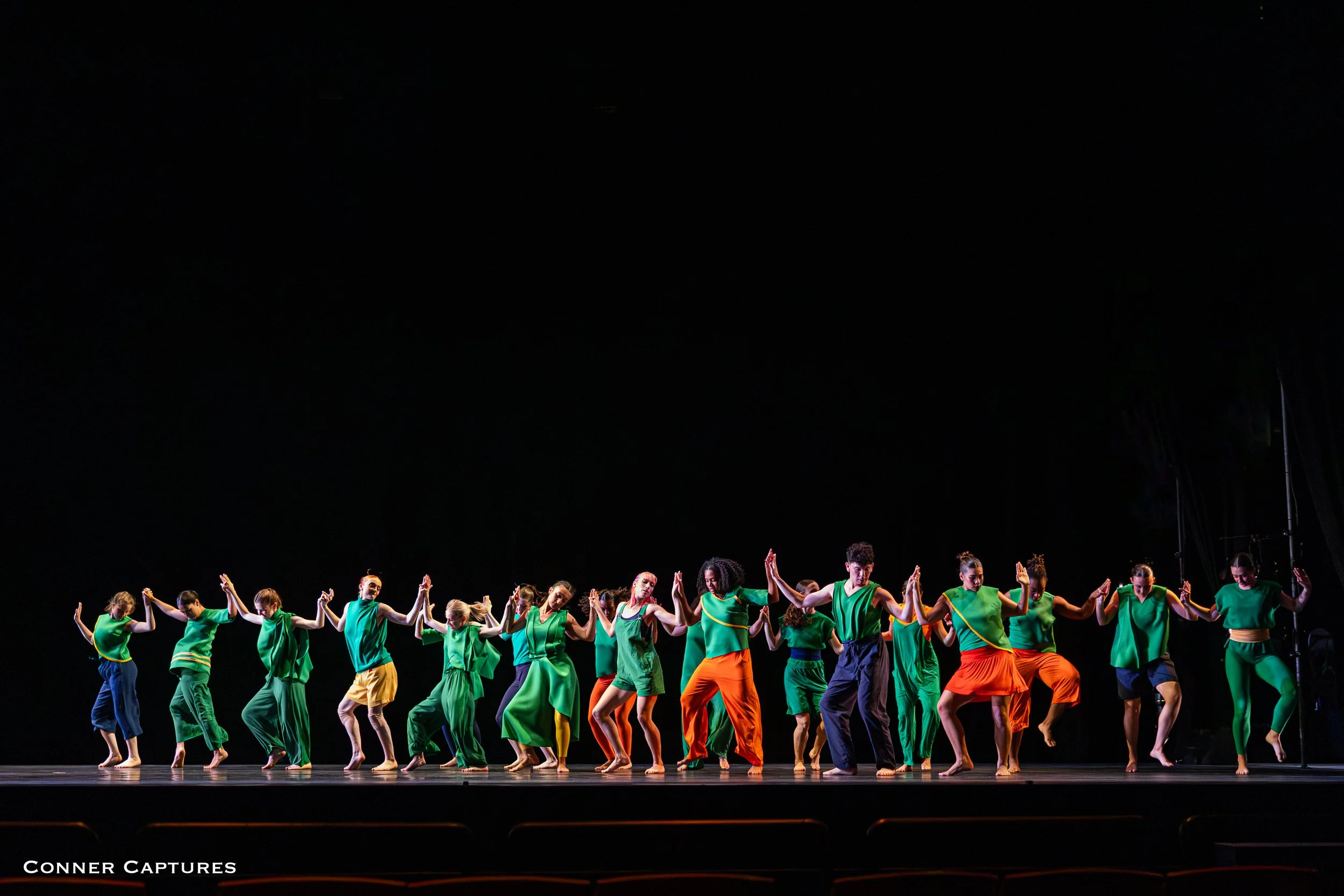  Contemporary Dance Oklahoma: Pluralisms  Choreographed by Netta Yerushalmy  Costume Design by Natalie Lane  Photographs by Connor Lin and Lucas Knapp 